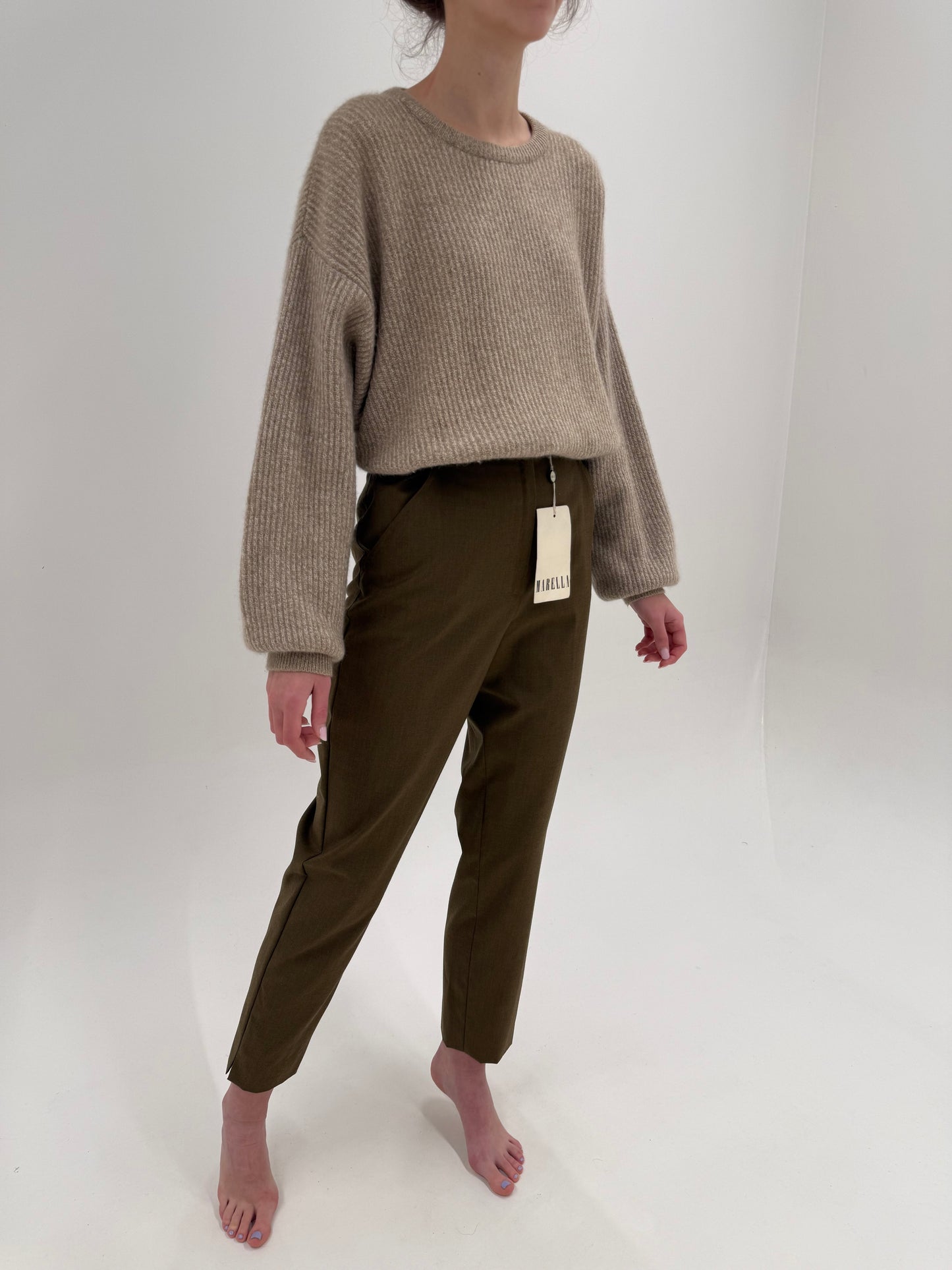 Pantaloni noi Marella by Max Mara tigareta din lana extrafina în culoare superbă