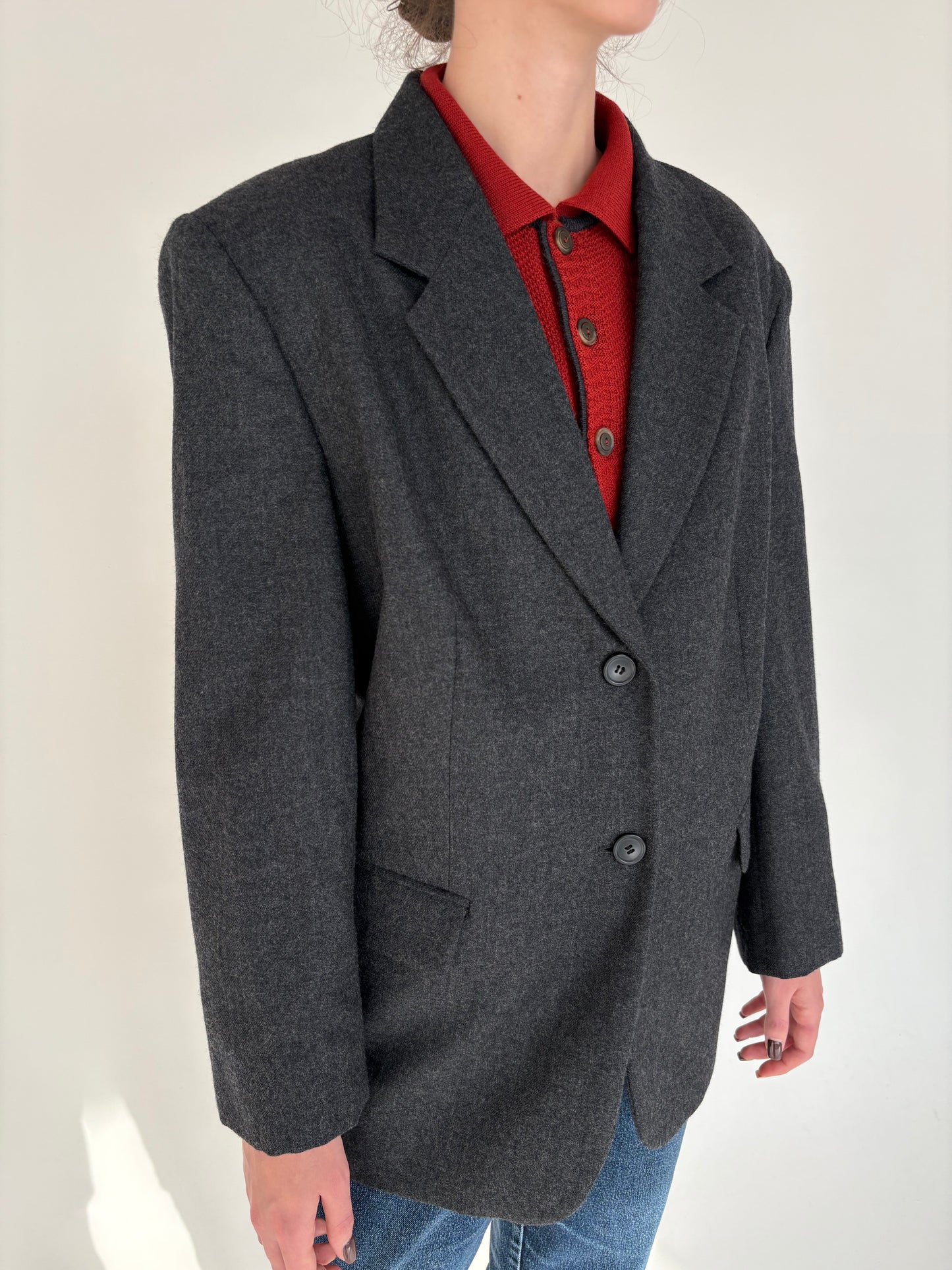 Sacou italian din lana plină pura certificată în croi clasic