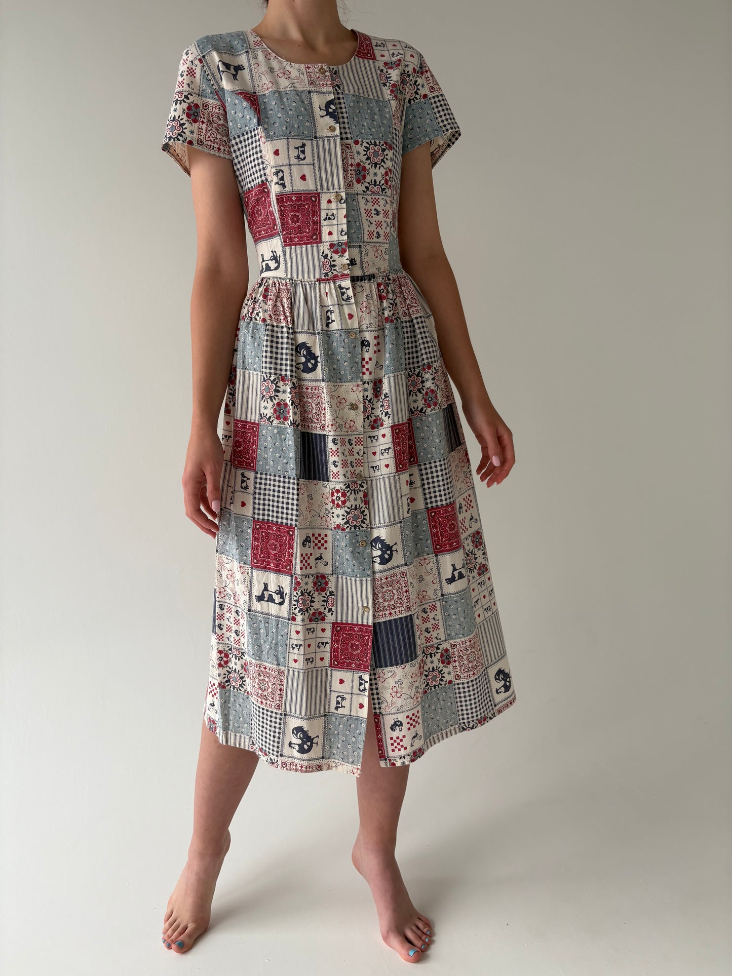 Rochie vintage cu talie ultra marcată din cea mai premium pânză de BBC
