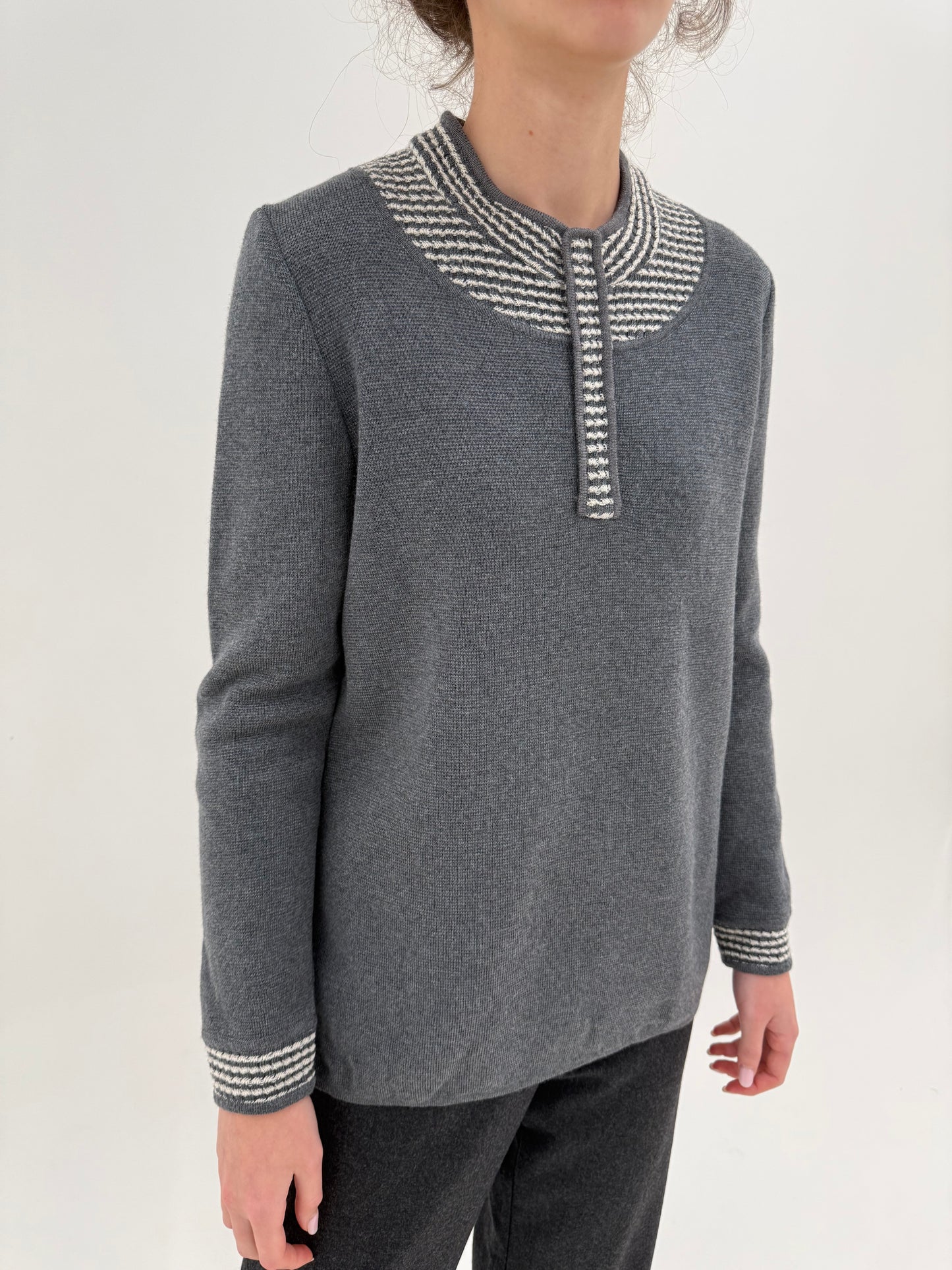 Pulover italian din lana merino extrafina de gramaj mare cu detalii chic