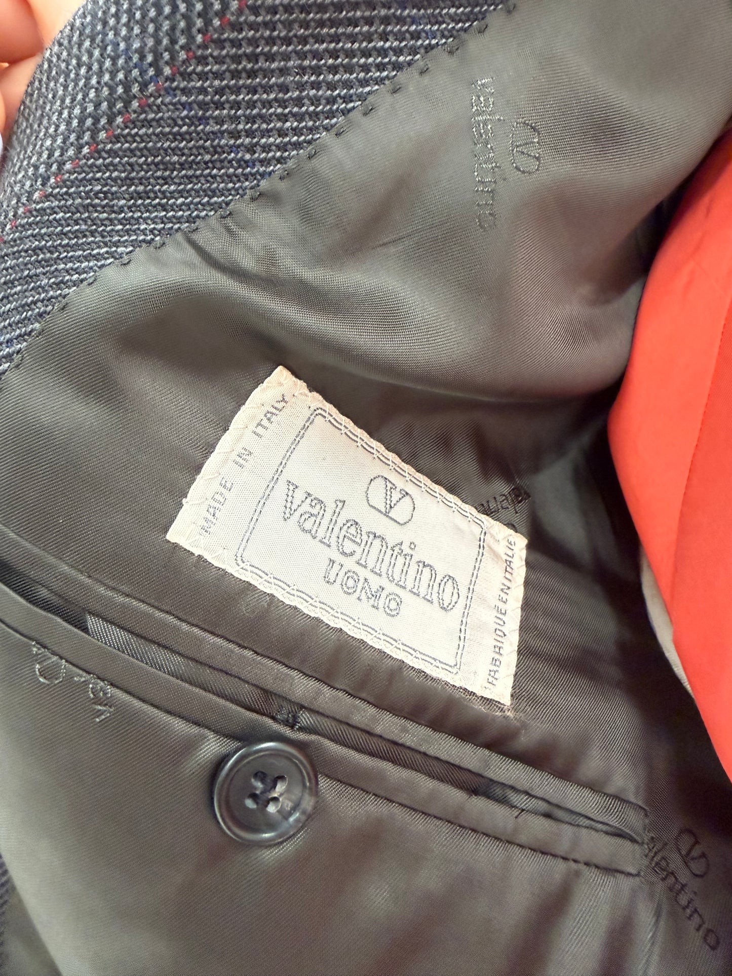 Costum Valentino în carouri foarte fine coral red din lana extrafina