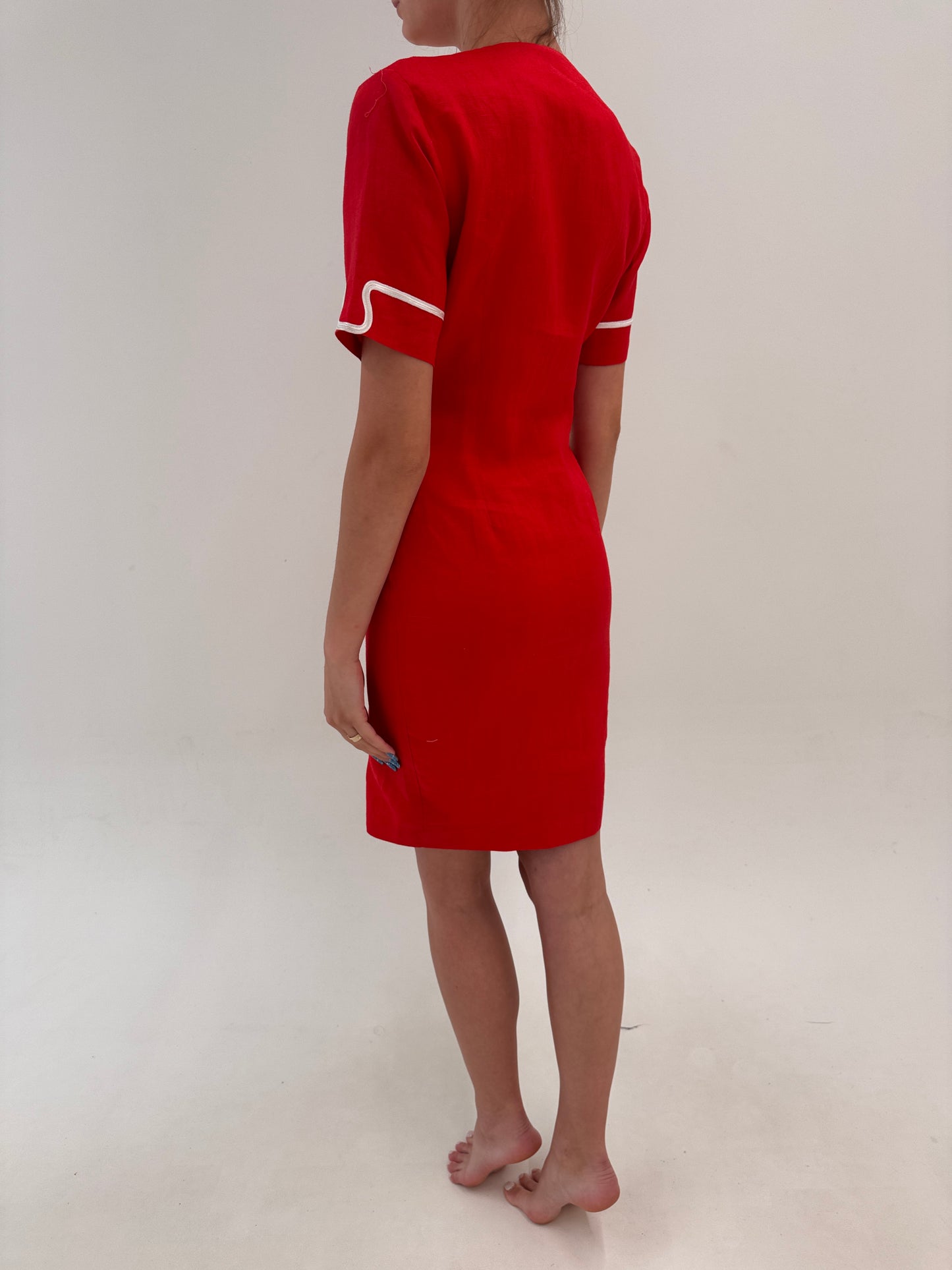 Rochie premium italiană din pânză de in cu aplicații manuale cherry red