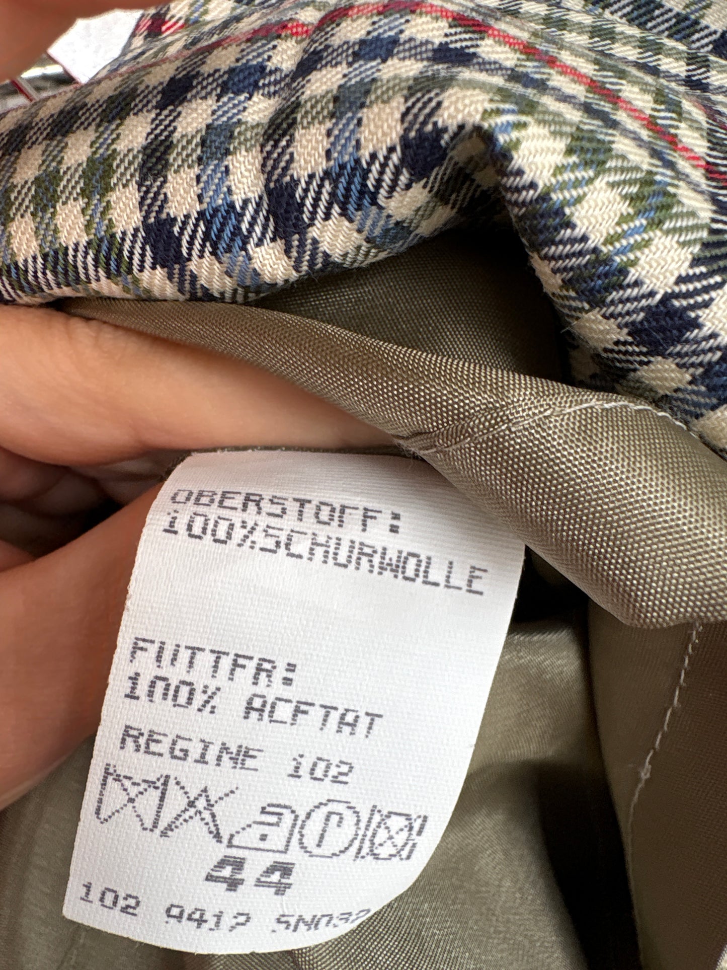 Fustă vinatge în carouri din lana extrafina cu talie ultra înaltă marcată
