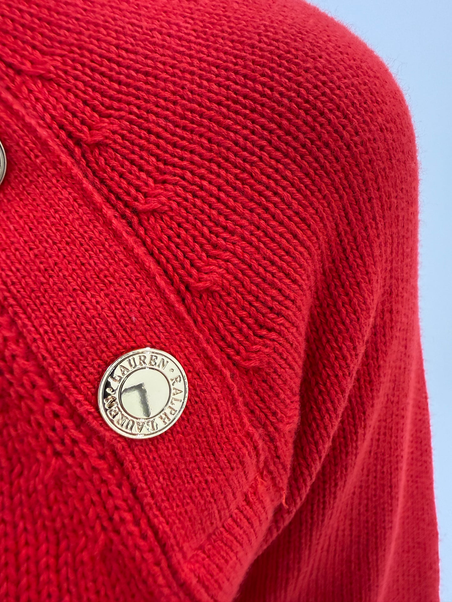 Soft knit Ralph Lauren din bumbac cu închidere asimetrică cu feronerie aurie
