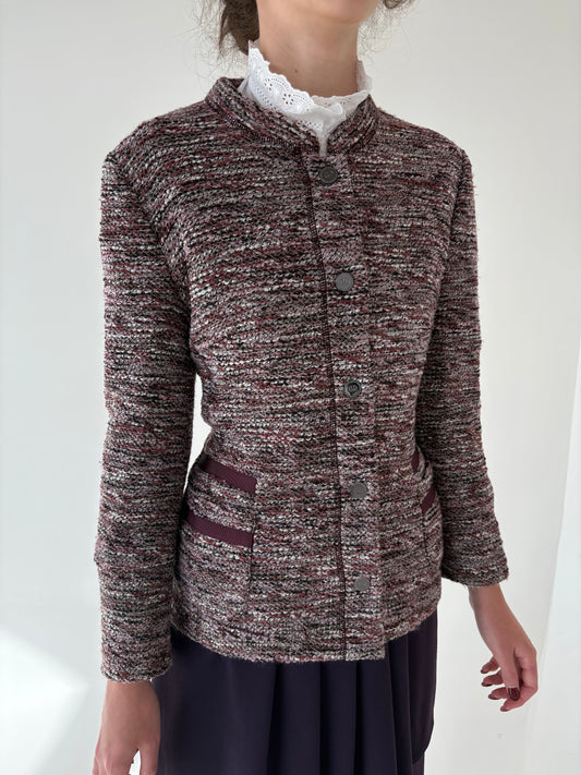 Sacou cambrat din tweed în stil Chanel cu burgundy