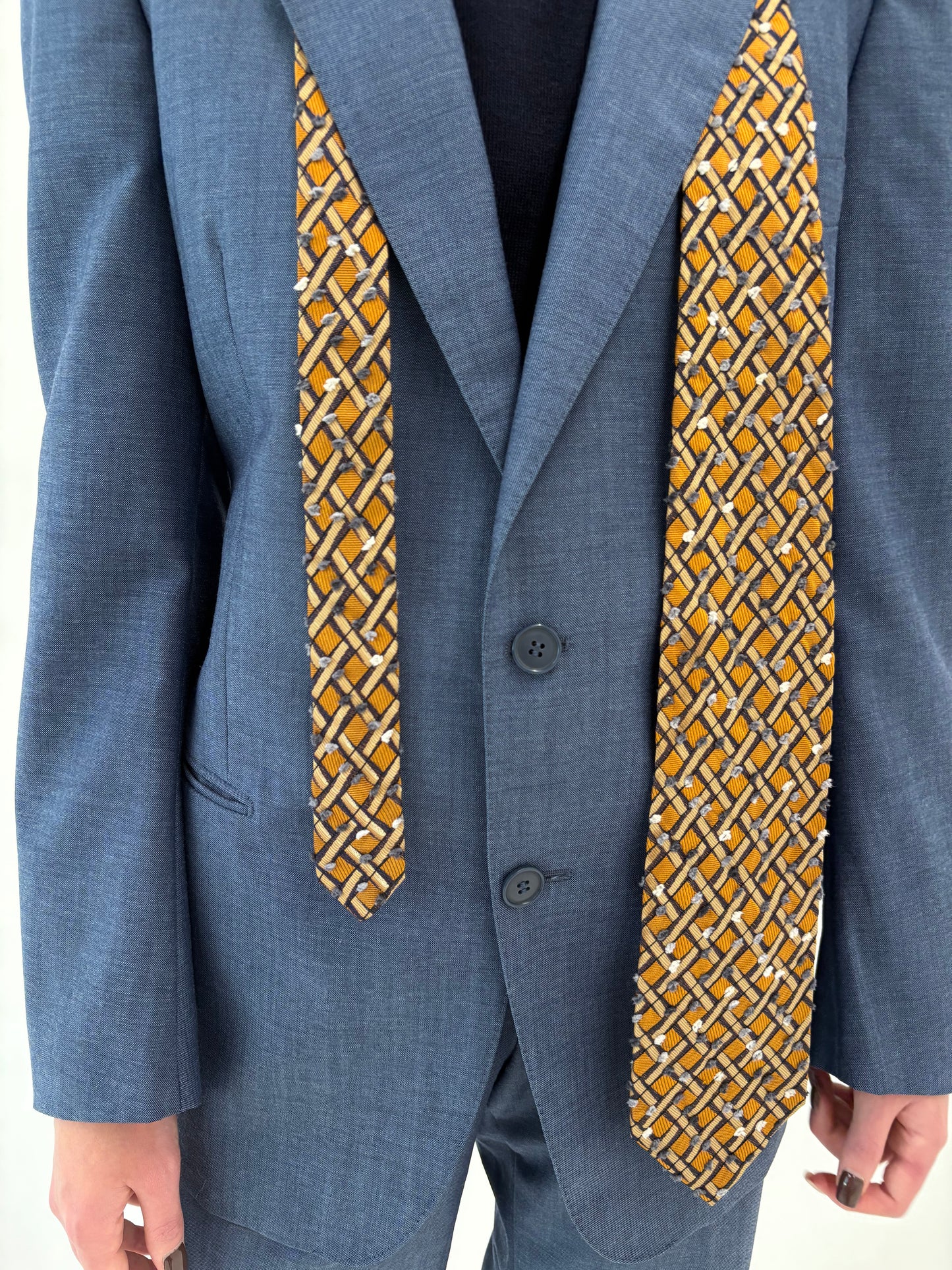 Cravata Valentino din mătase naturală cu textură 3D