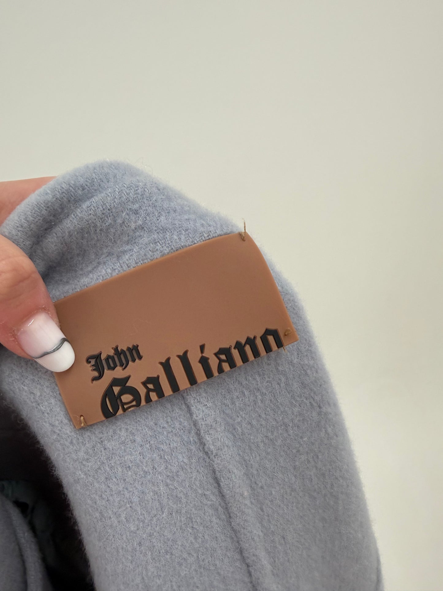 Sacou vintage John Galliano baby Blue de colecție ultra cambrat