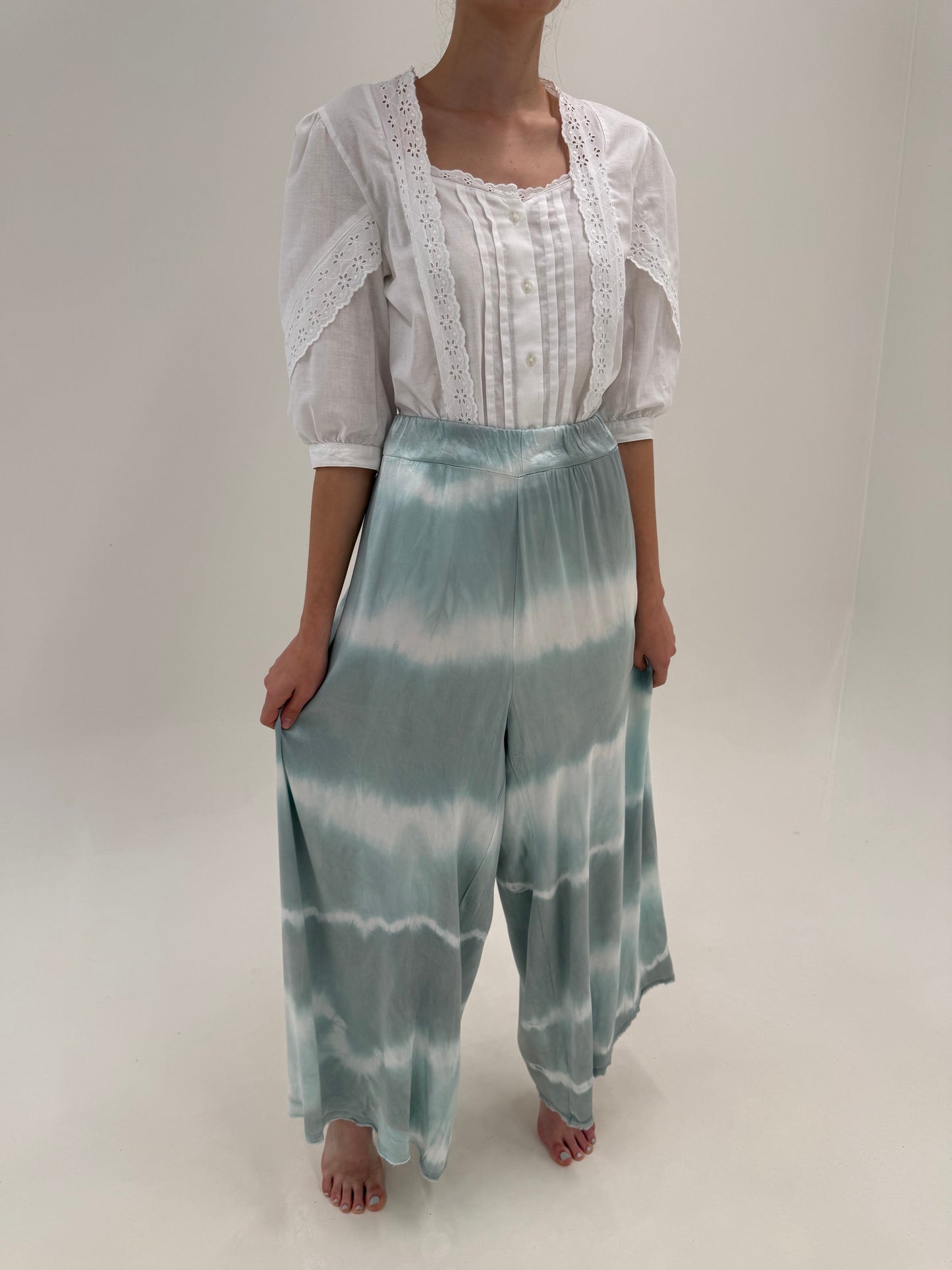 Pantaloni palazzo din mătase naturală și vascoza cu talie ultra înaltă elastică