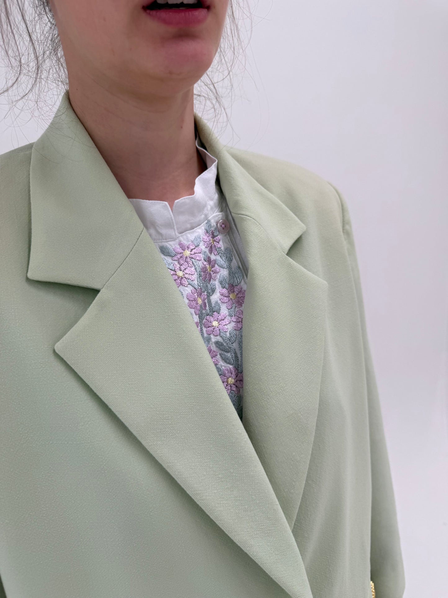 Sacou verde pudră petite italian cu nasturi aurii din stofita lightweight