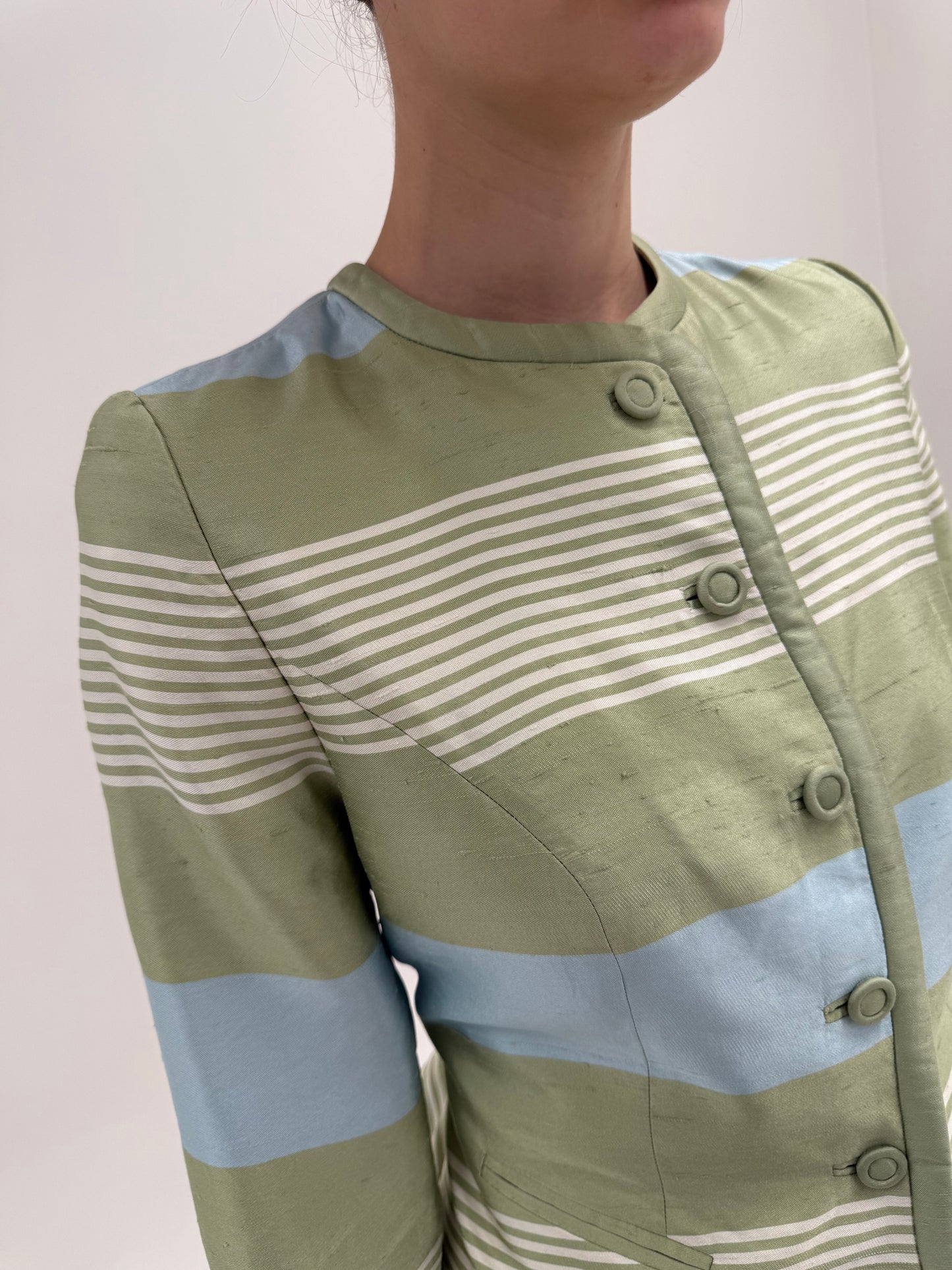 Deux piece vintage in stil Chanel din mătase naturală dupioni în culori pudrate