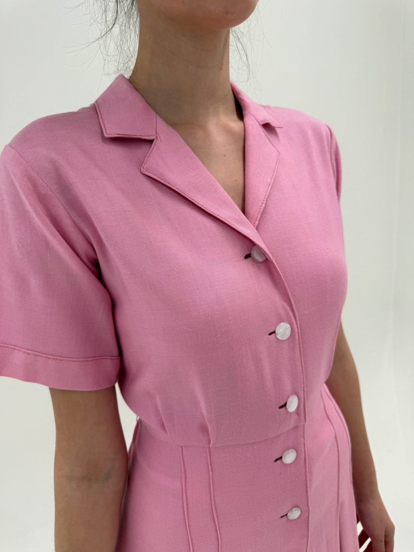 Rochie powder Pink vintage în croi de ani 50 din pânză grea excepțională