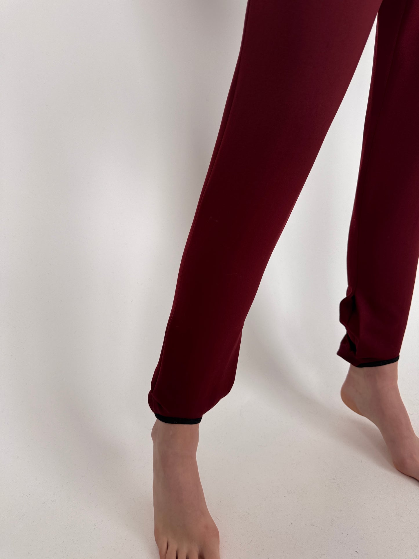 Pantaloni tehnici vintage burgundy cu talie ultra înaltă