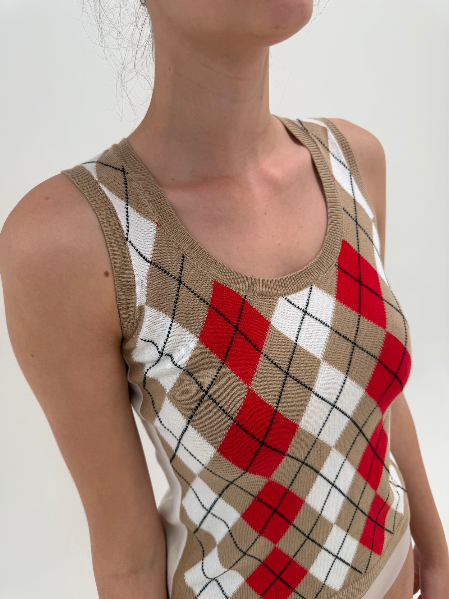 Top Burberry nou cu eticheta din jerse  camel de vară în croi clasic