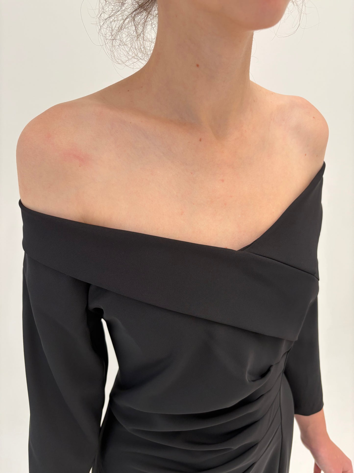 LBD italian cu fronseuri de la business la seara