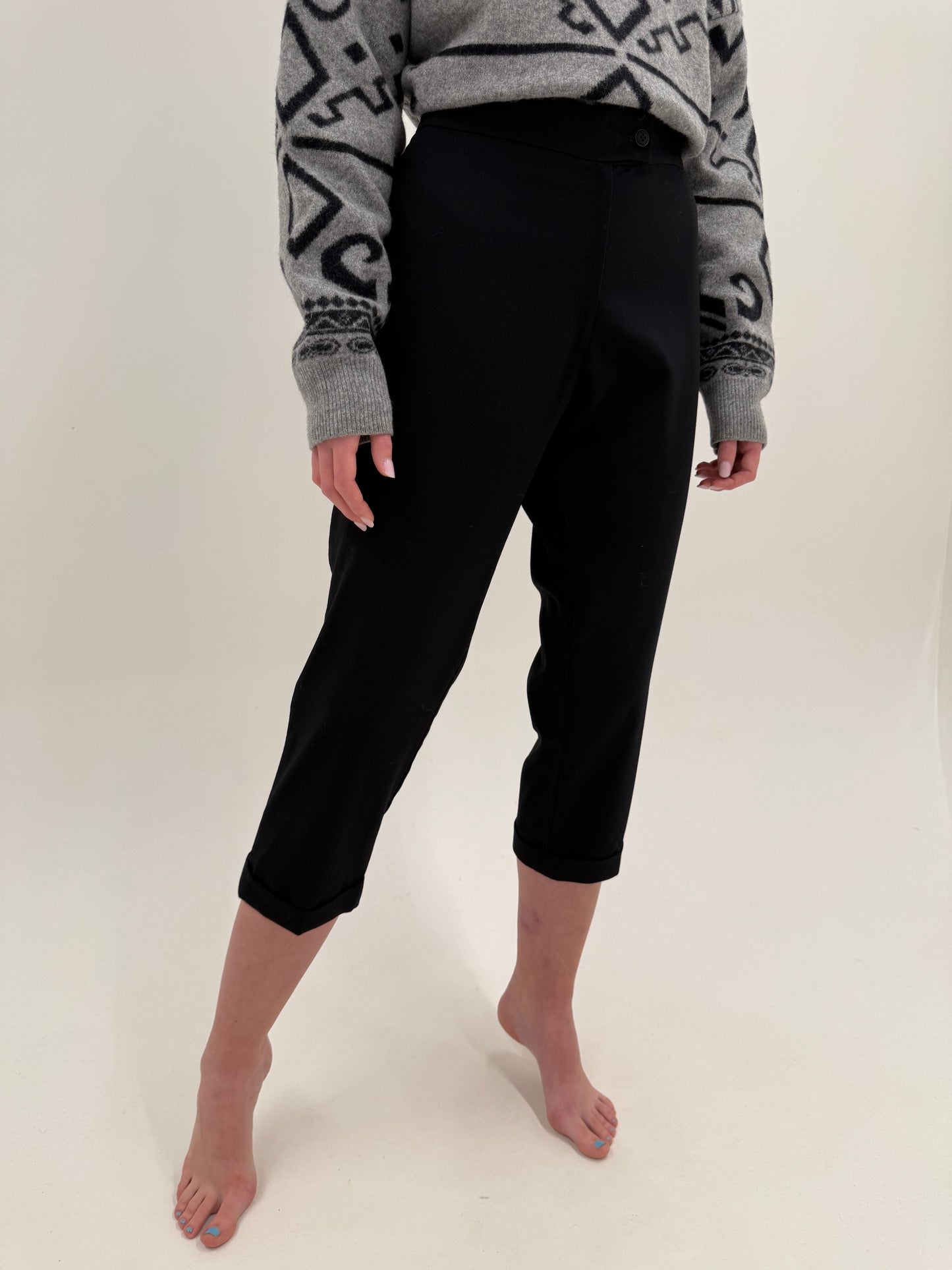 Pantaloni negri petite plus size din stofă ultra confort de lana extrafina