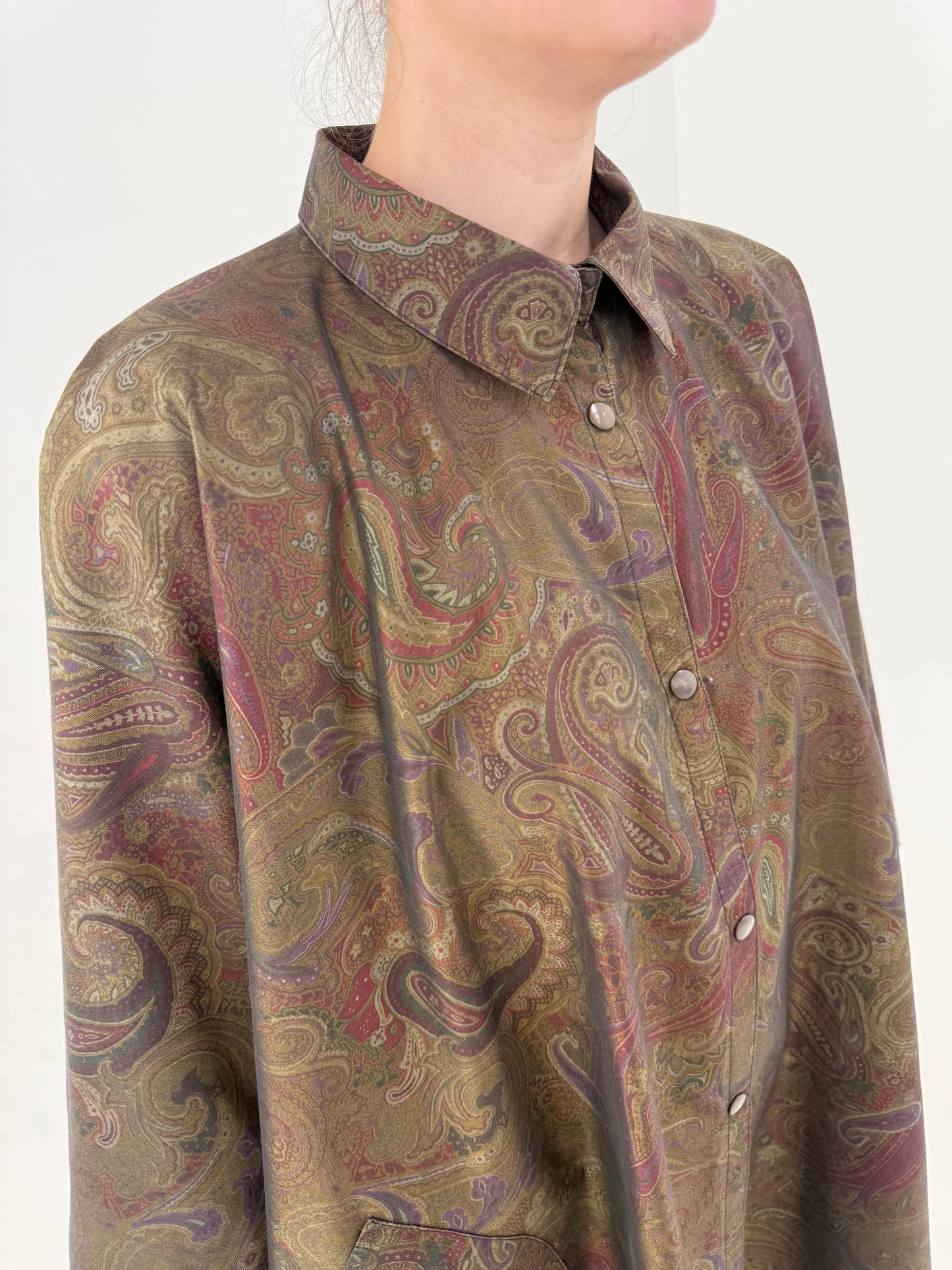 Capa impermeabilă din gabardină în stil Etro cu print specific