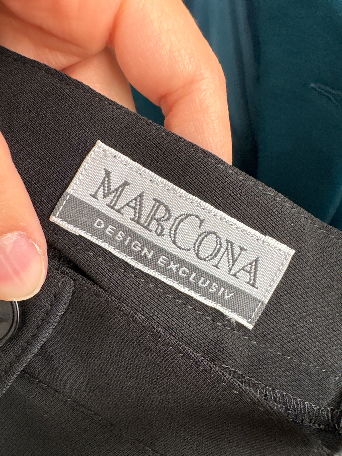 Pantaloni business negri de toamnă cu talie ultra înaltă din twill plin