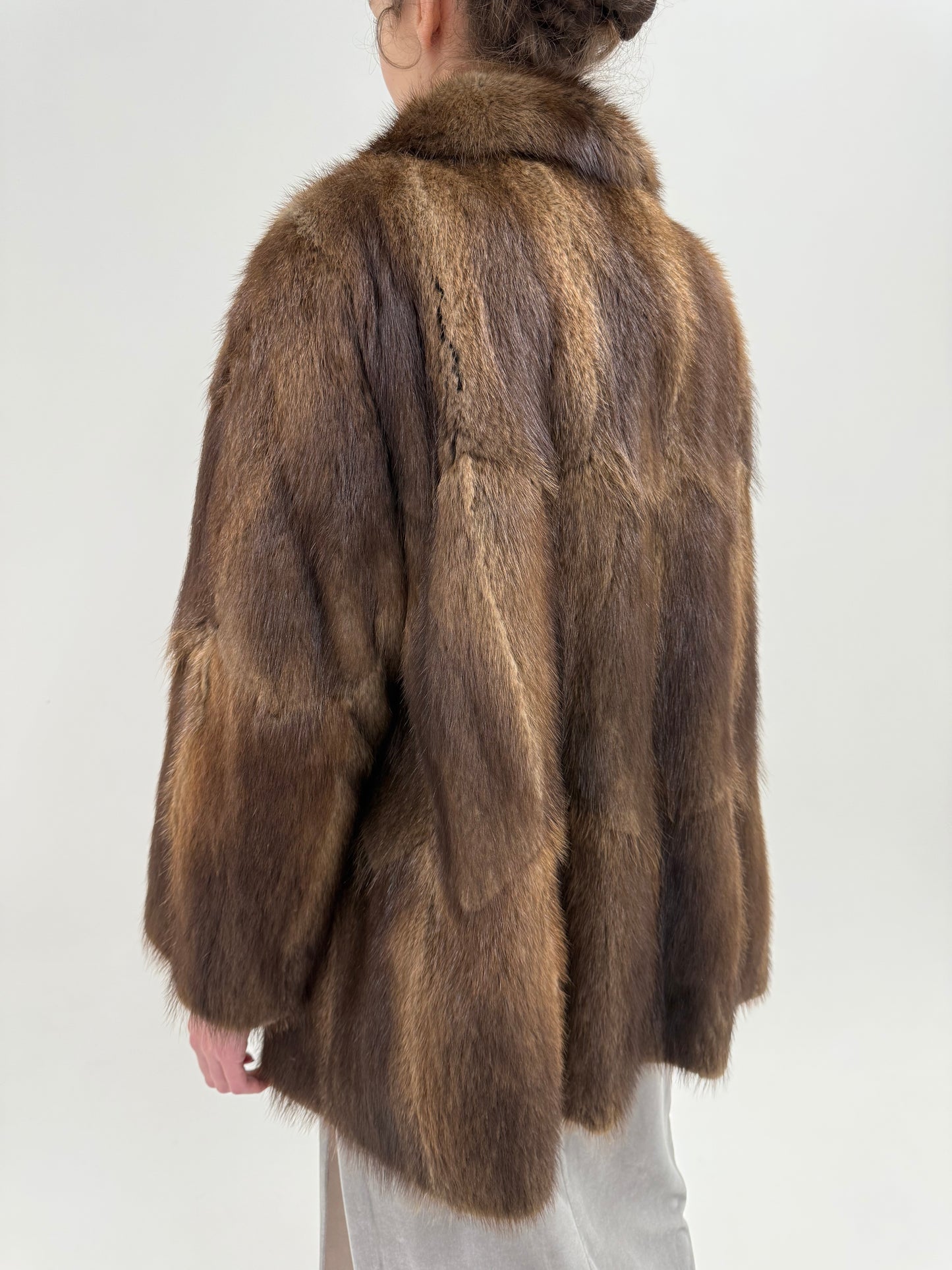 Blană naturală superbă de nurcă pentru persoane petite