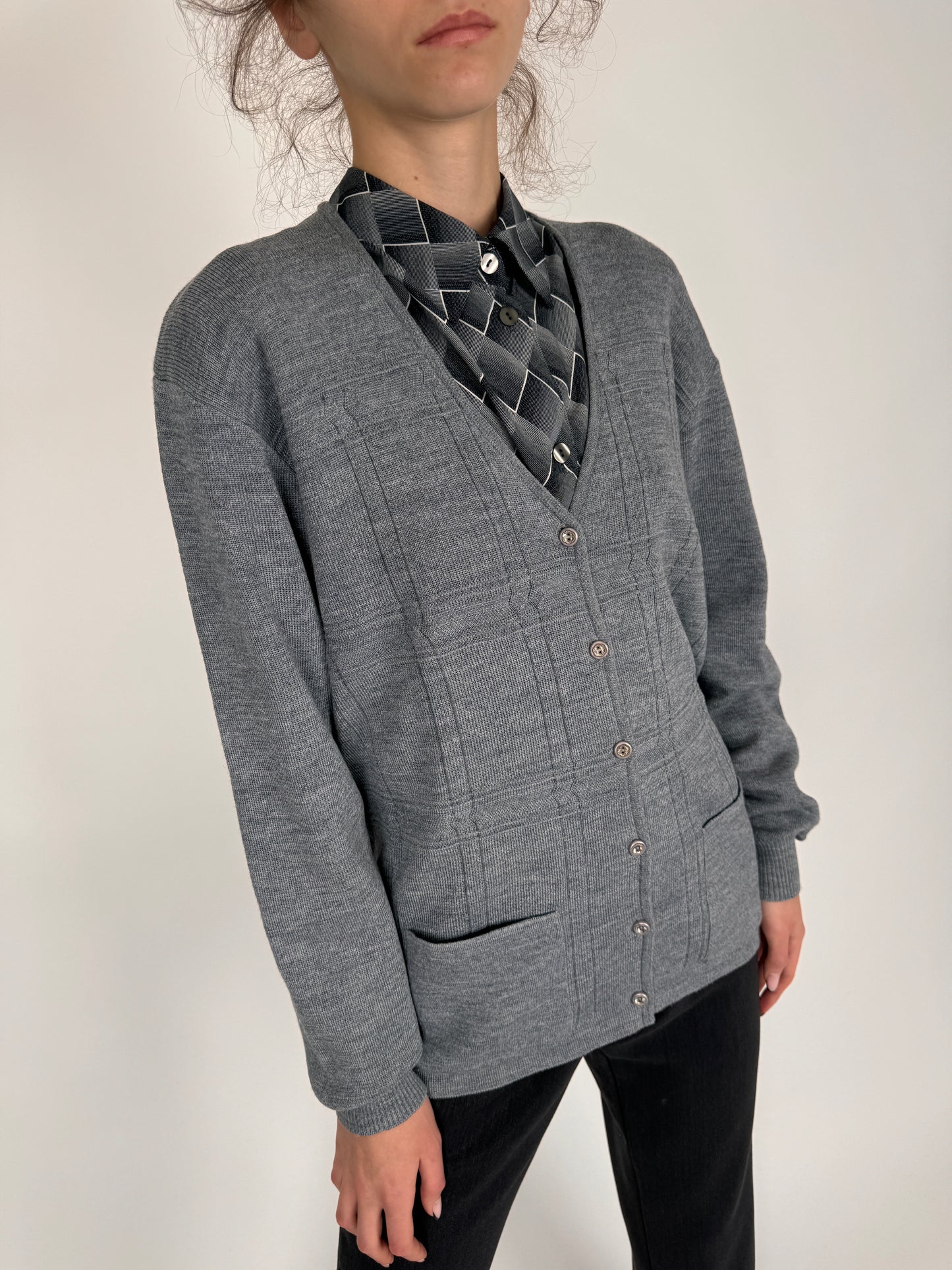 Cardigan Cloud gray din lana merino extrafina de gramaj mare