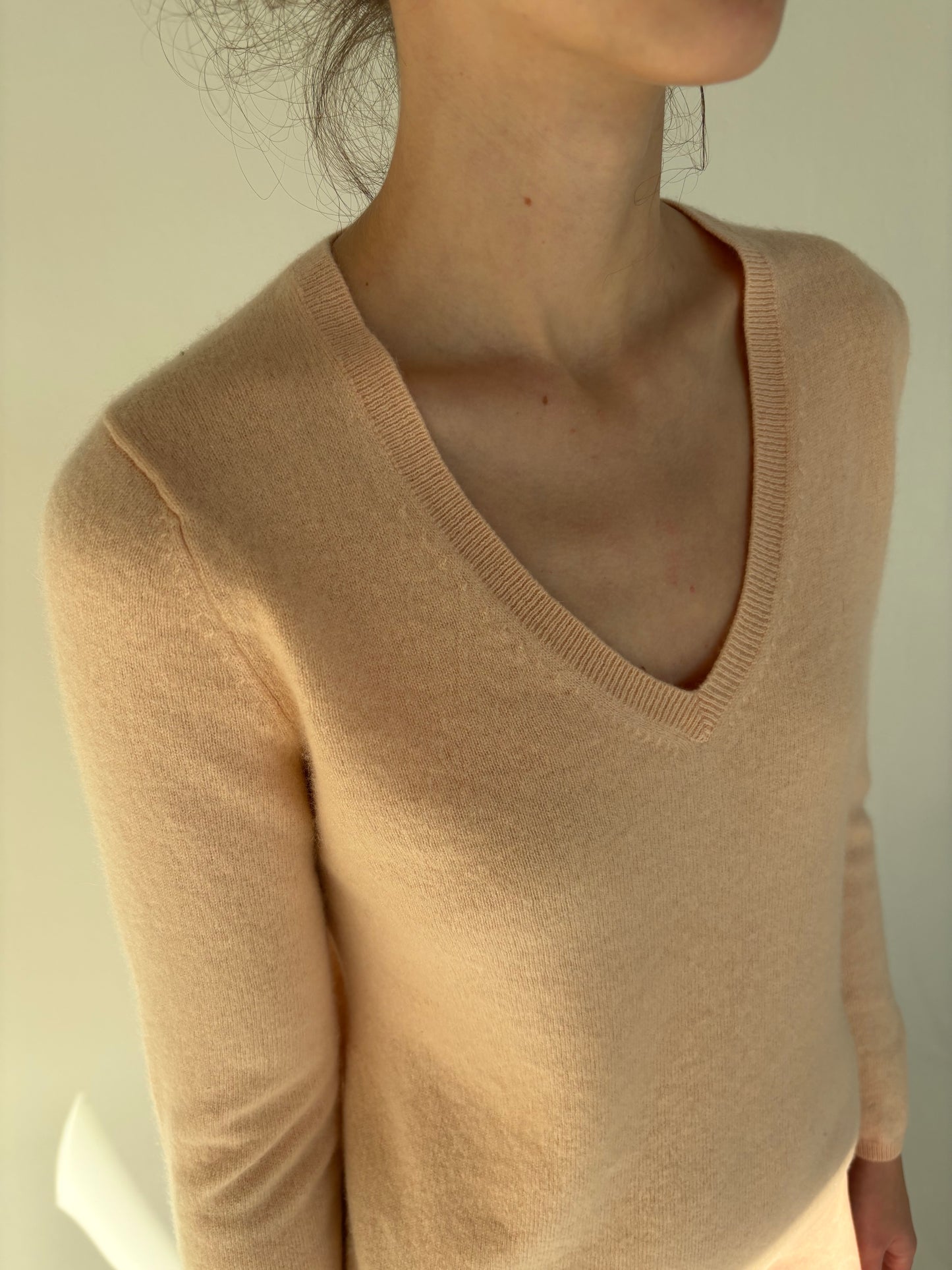 Pulover peach nude din cașmir multiply în anchior