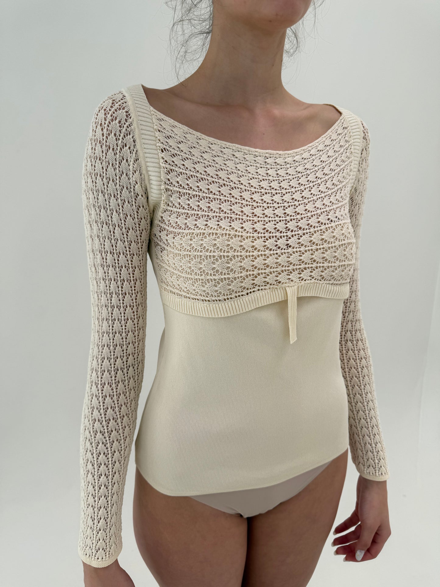 Soft knit ultra feminin nude din vascoza cu mătase naturală