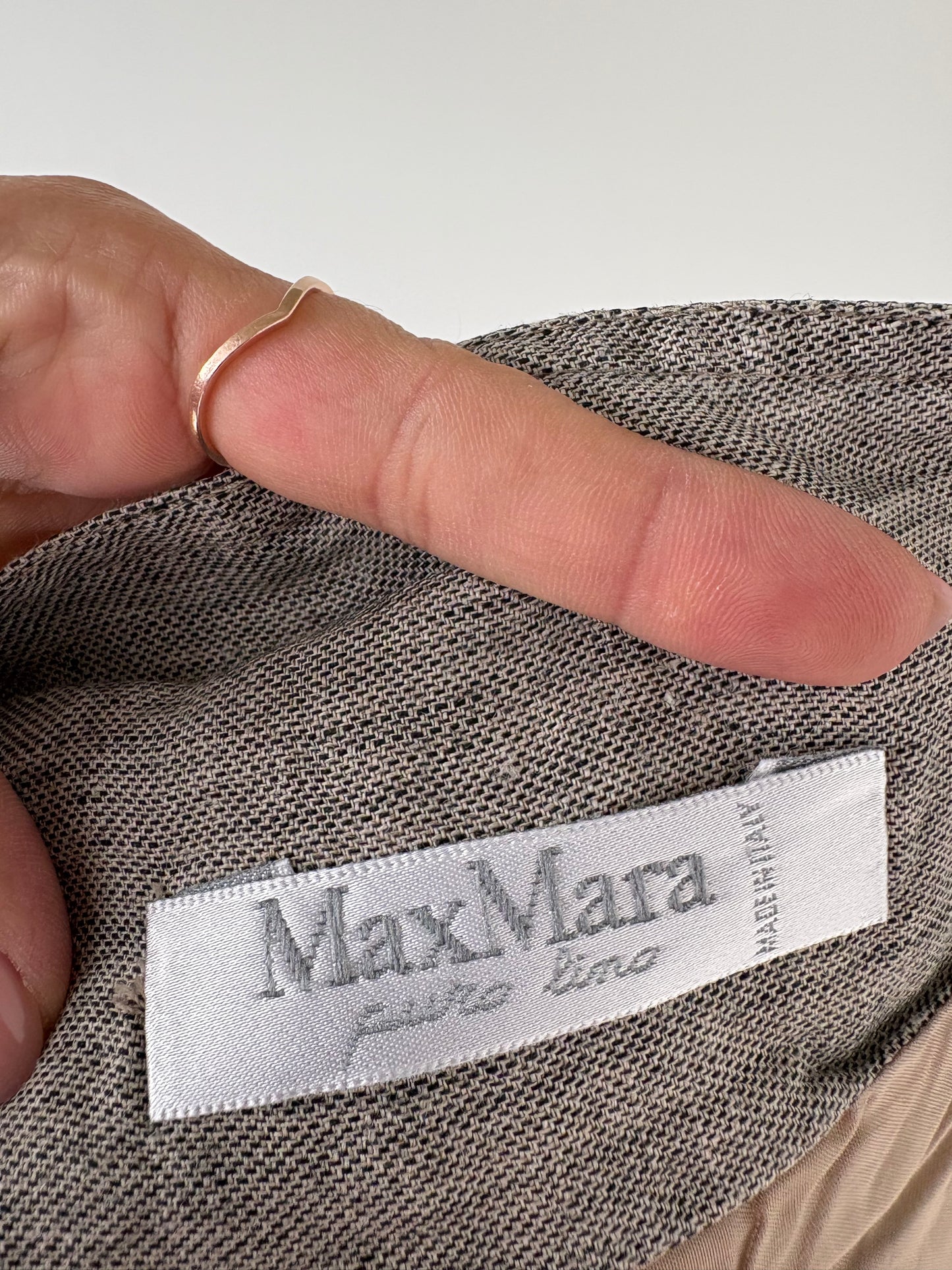 Sacou cambrat Max Mara din in pur