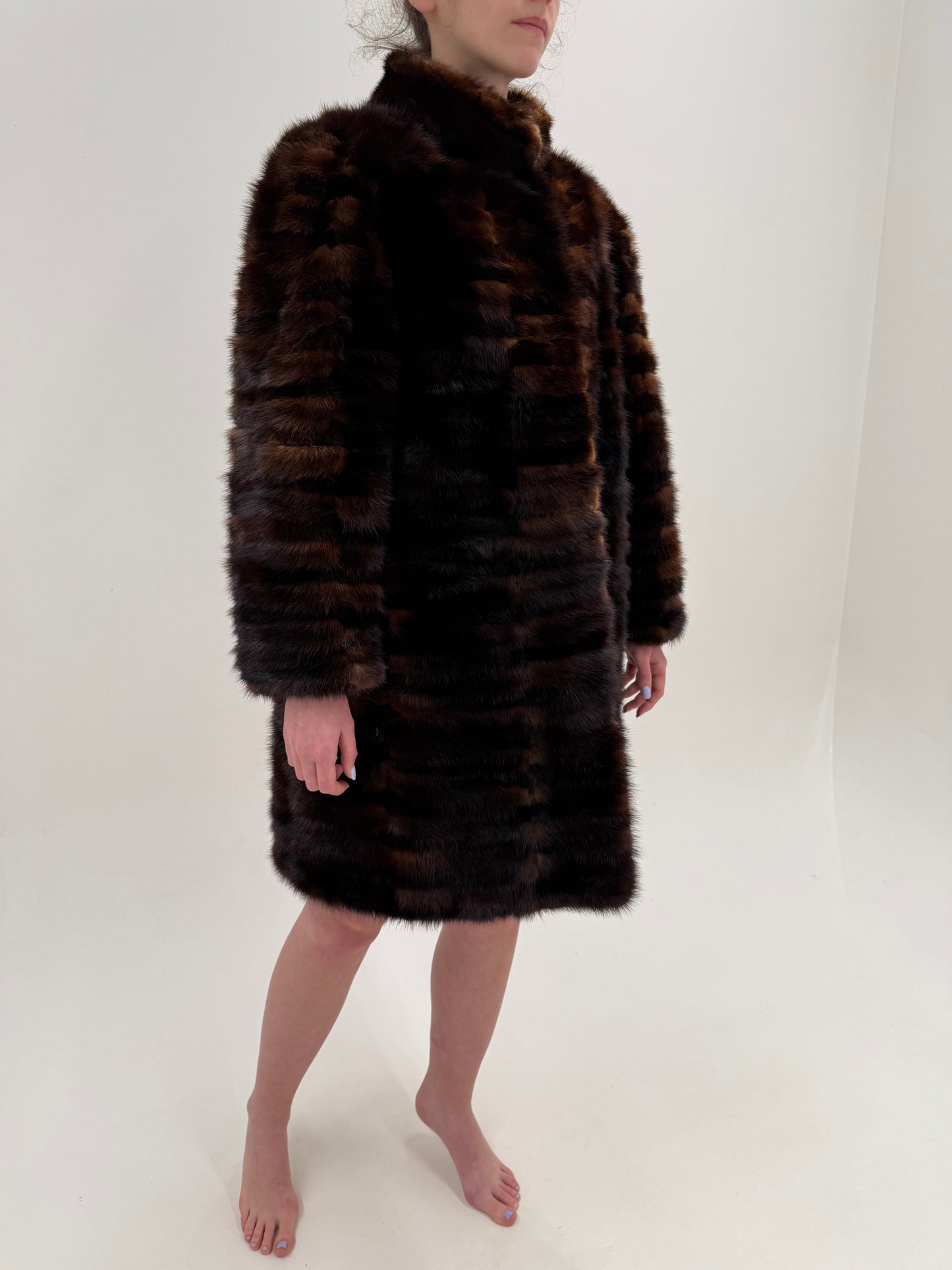 Blană naturală de muskrat în nuanțe superbe de chocolate brown