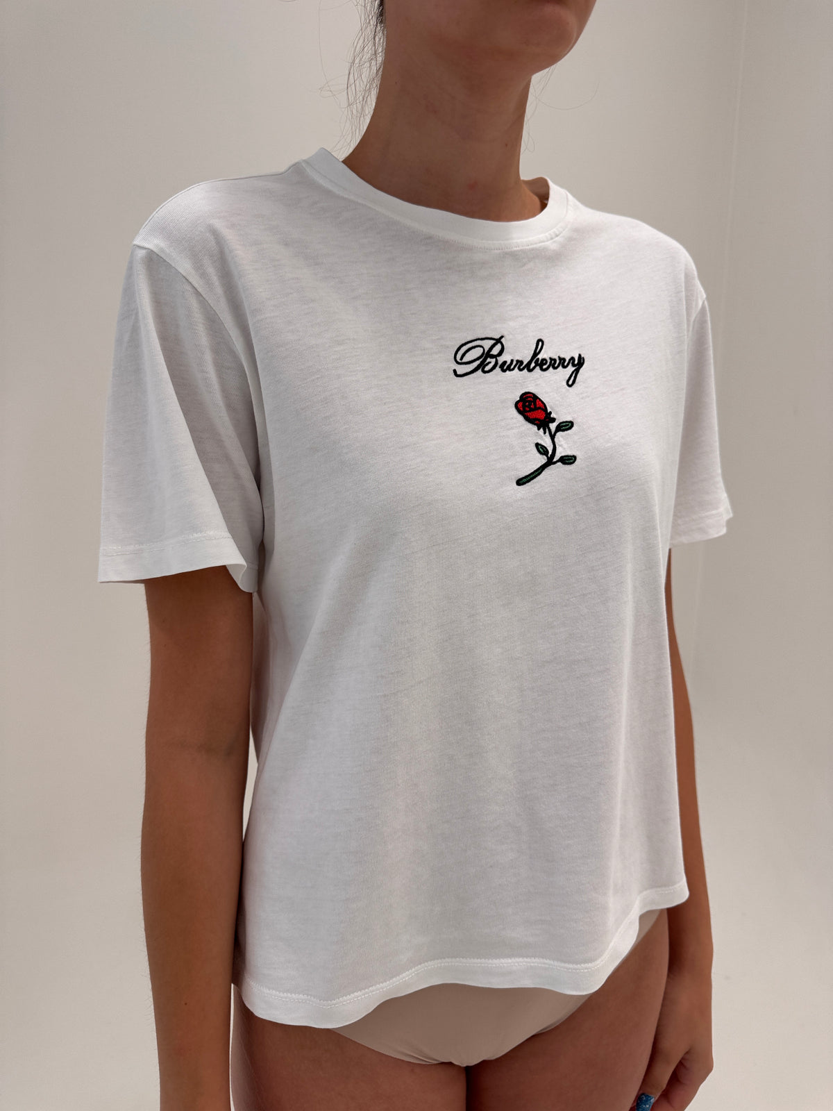 Tricou Burberry cu brandul brodat din bumbac premium