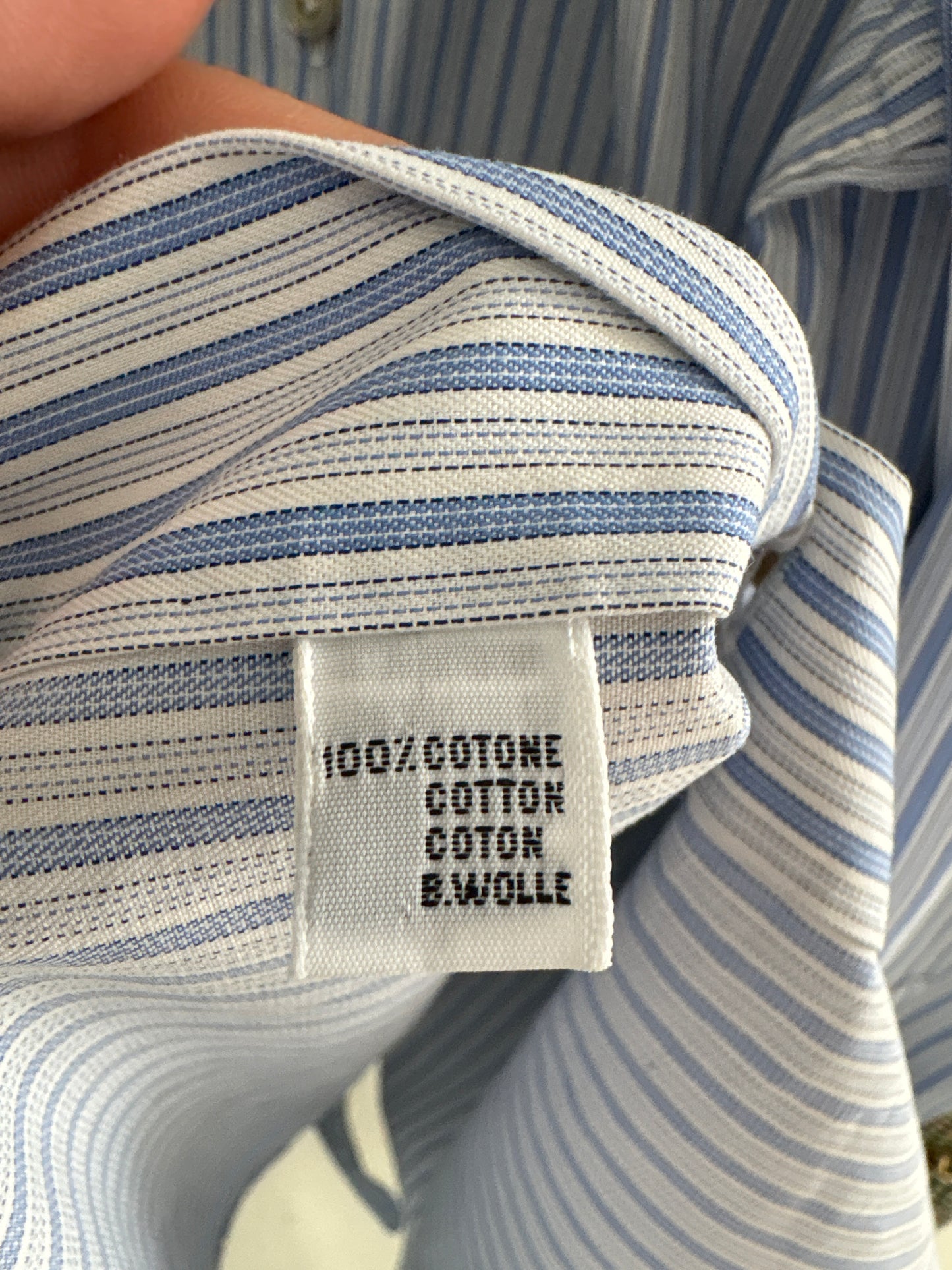 Cămașa ultra luxury Kiton model iconic din poplin excepțional