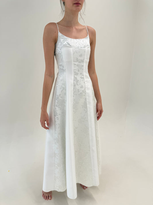 Rochie vintage maxi superbă cu efect argintiu finuț cu corsaj și fusta amplă
