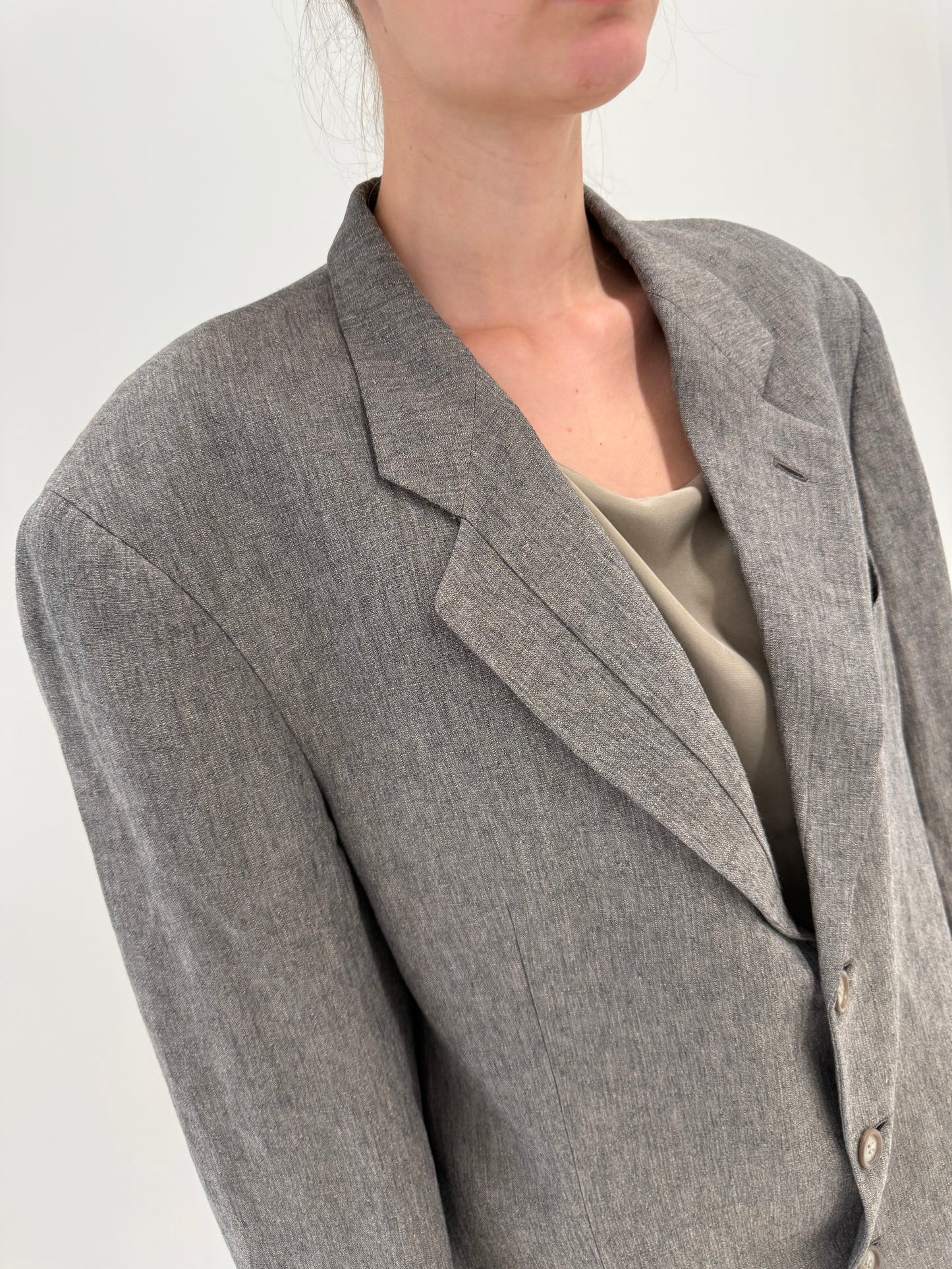Sacou vintage Armani din in excepțional în croi actual warm gray