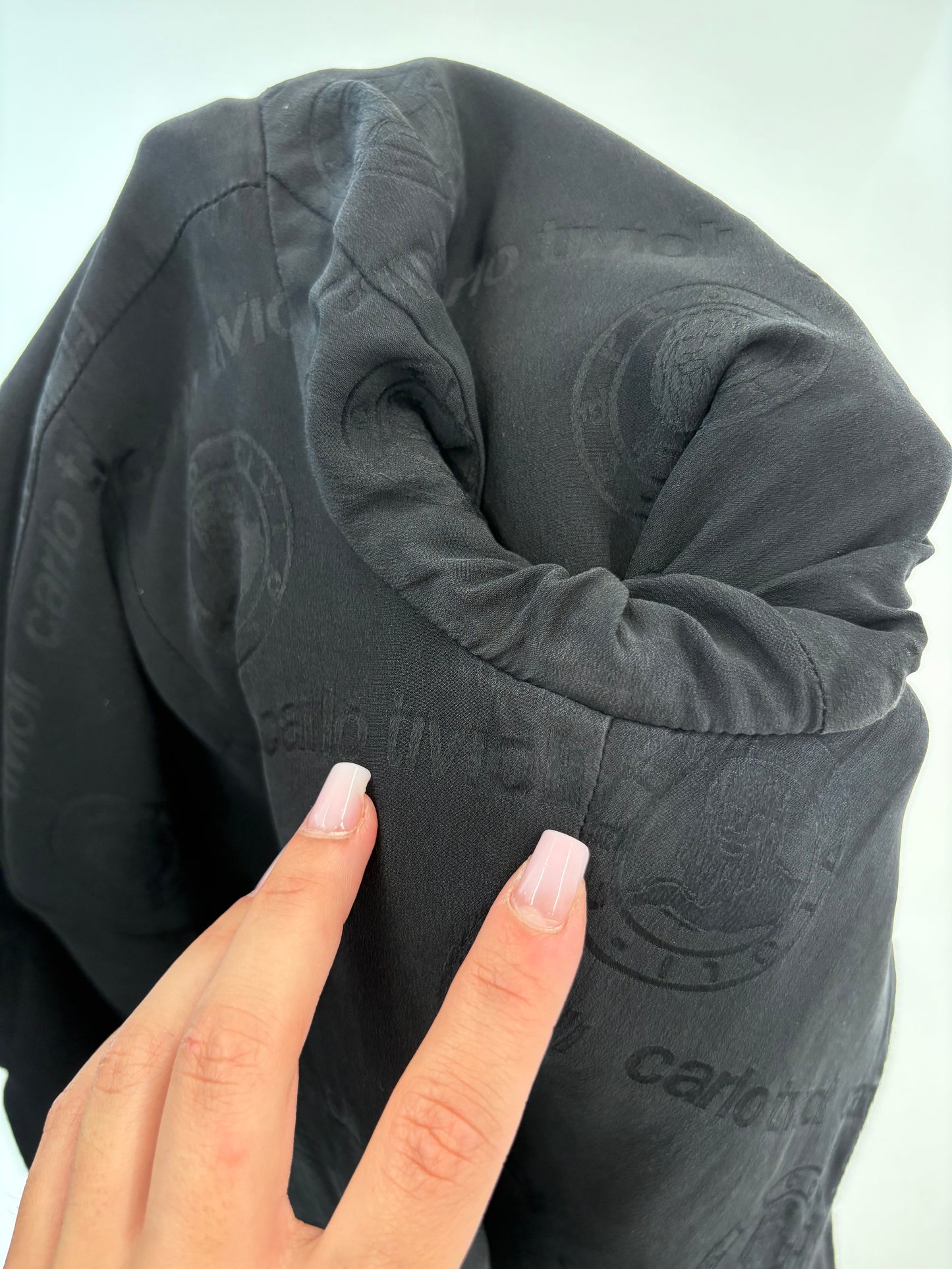 Jacheta din stofă de cașmir 100% plină cambrata neagră