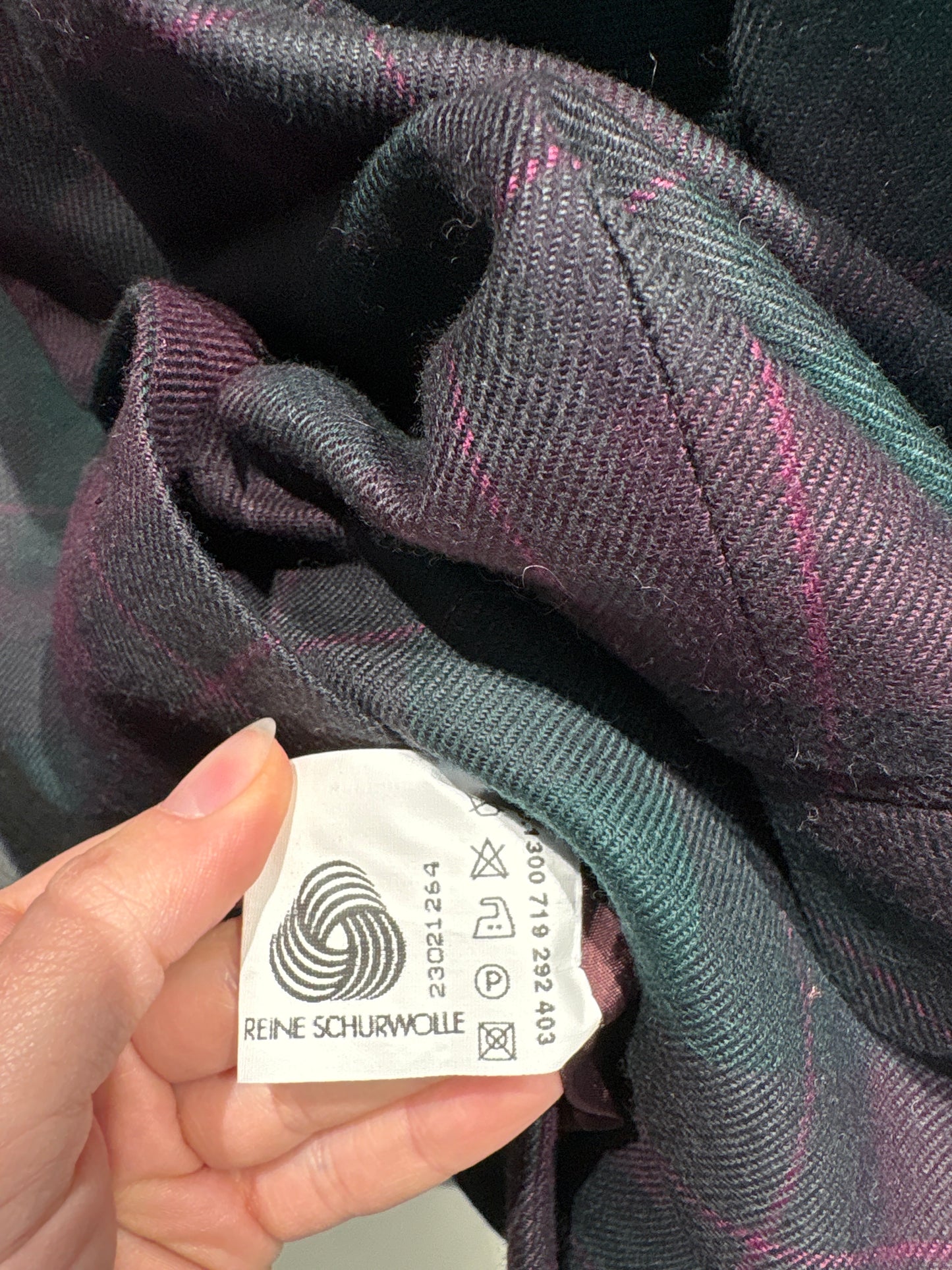 Sacou luxury Delmod din cu închidere dublă din tweed de lana pura certificată