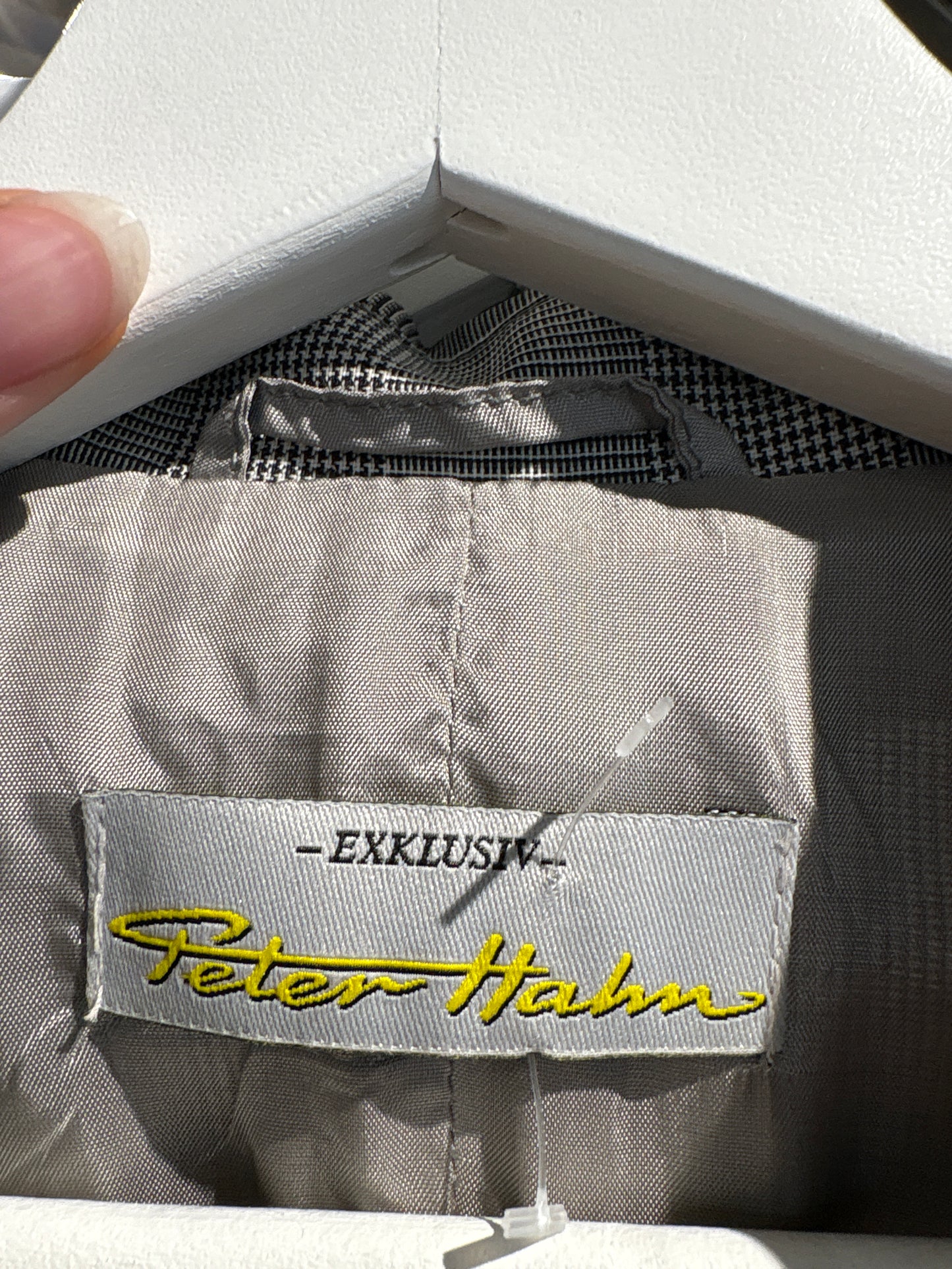 Rochie în carouri fine alb negru din stofă de lana extrafina