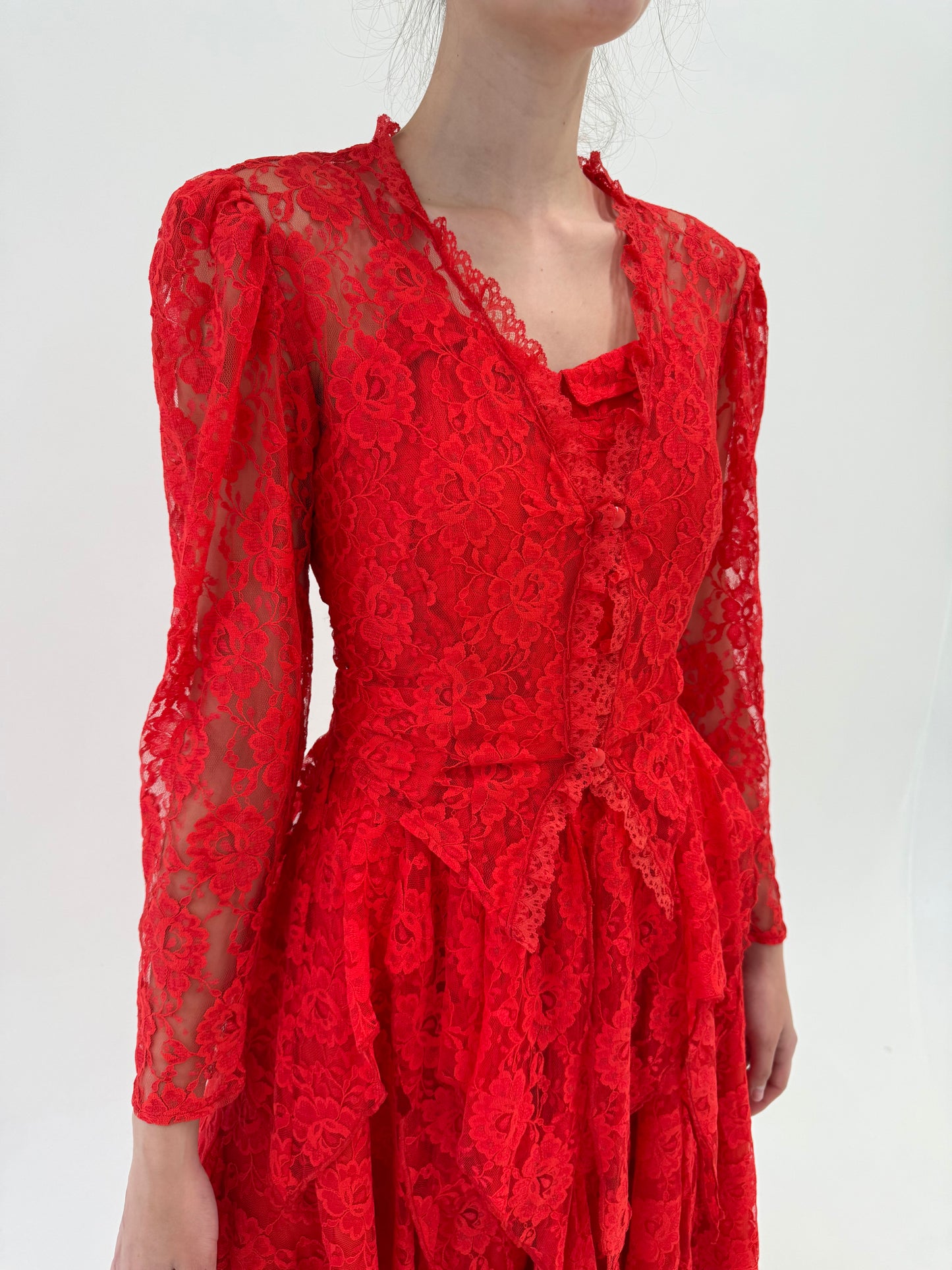 Deux piece vintage cu blazer din dantelă și rochie cu corset din dantelă chantily