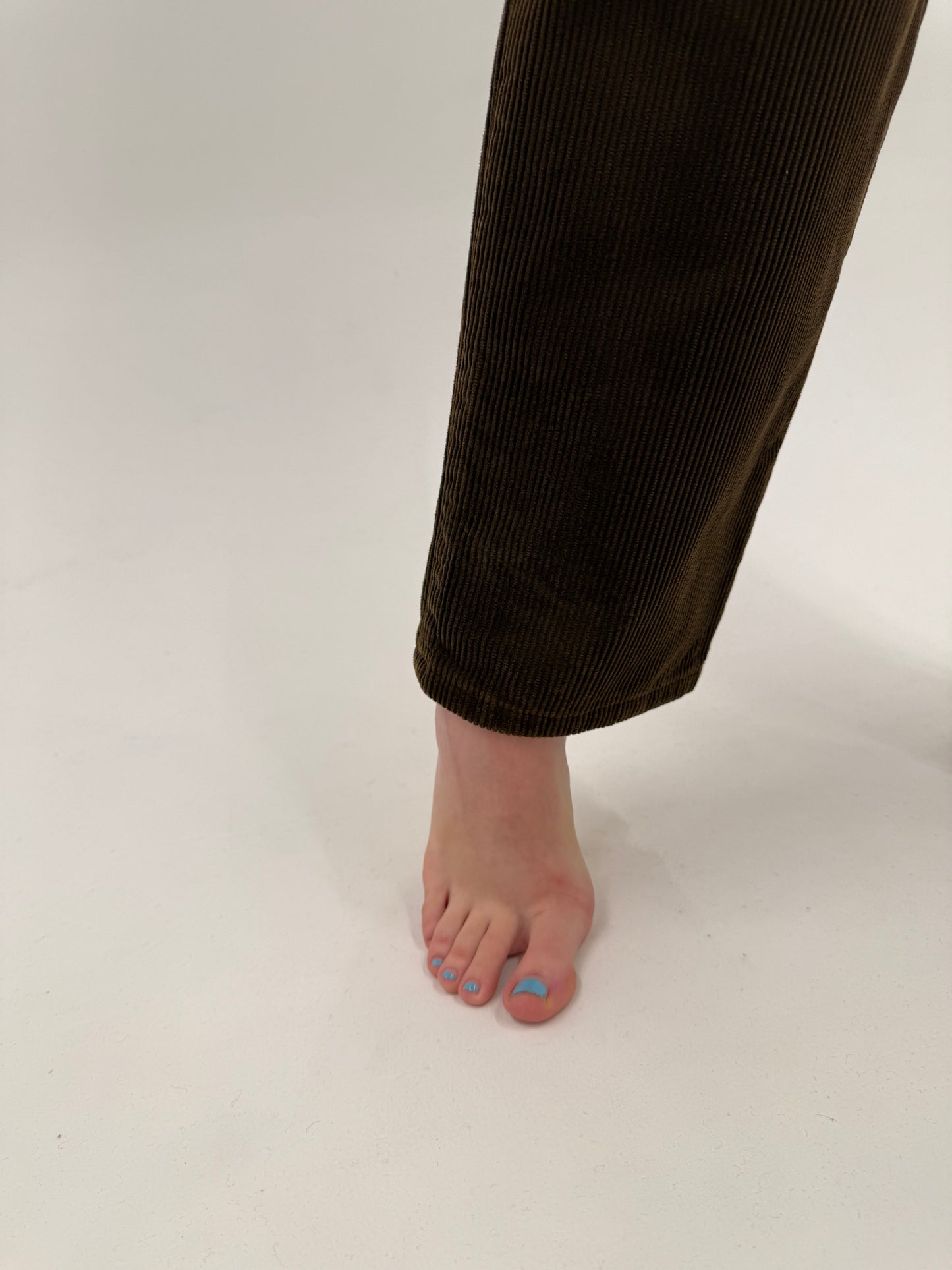 Corduroys tall chocolate brown vinatge cu pense