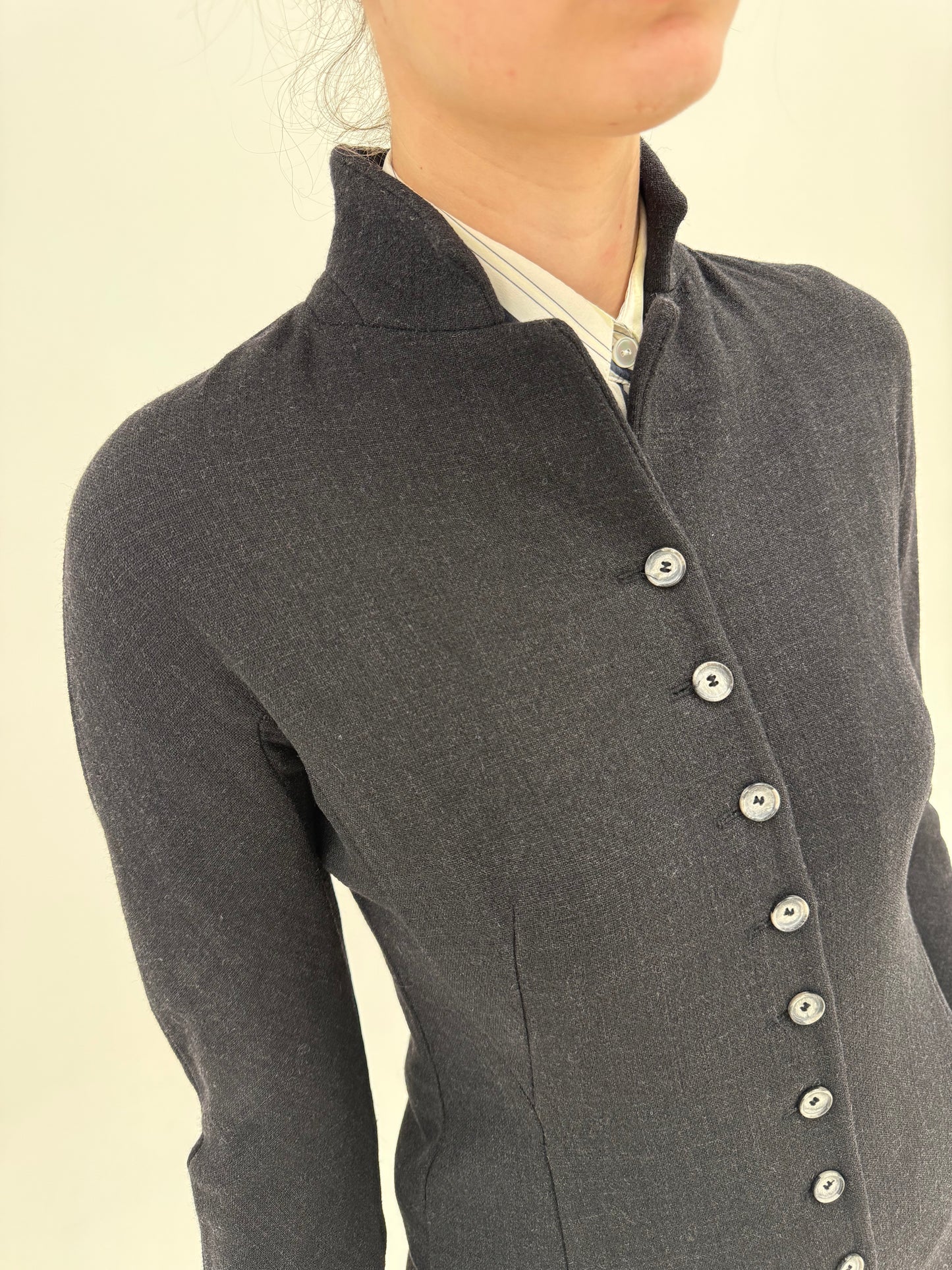 Sacou ultra cambrat Gianfranco Ferre luxury charcoal gray