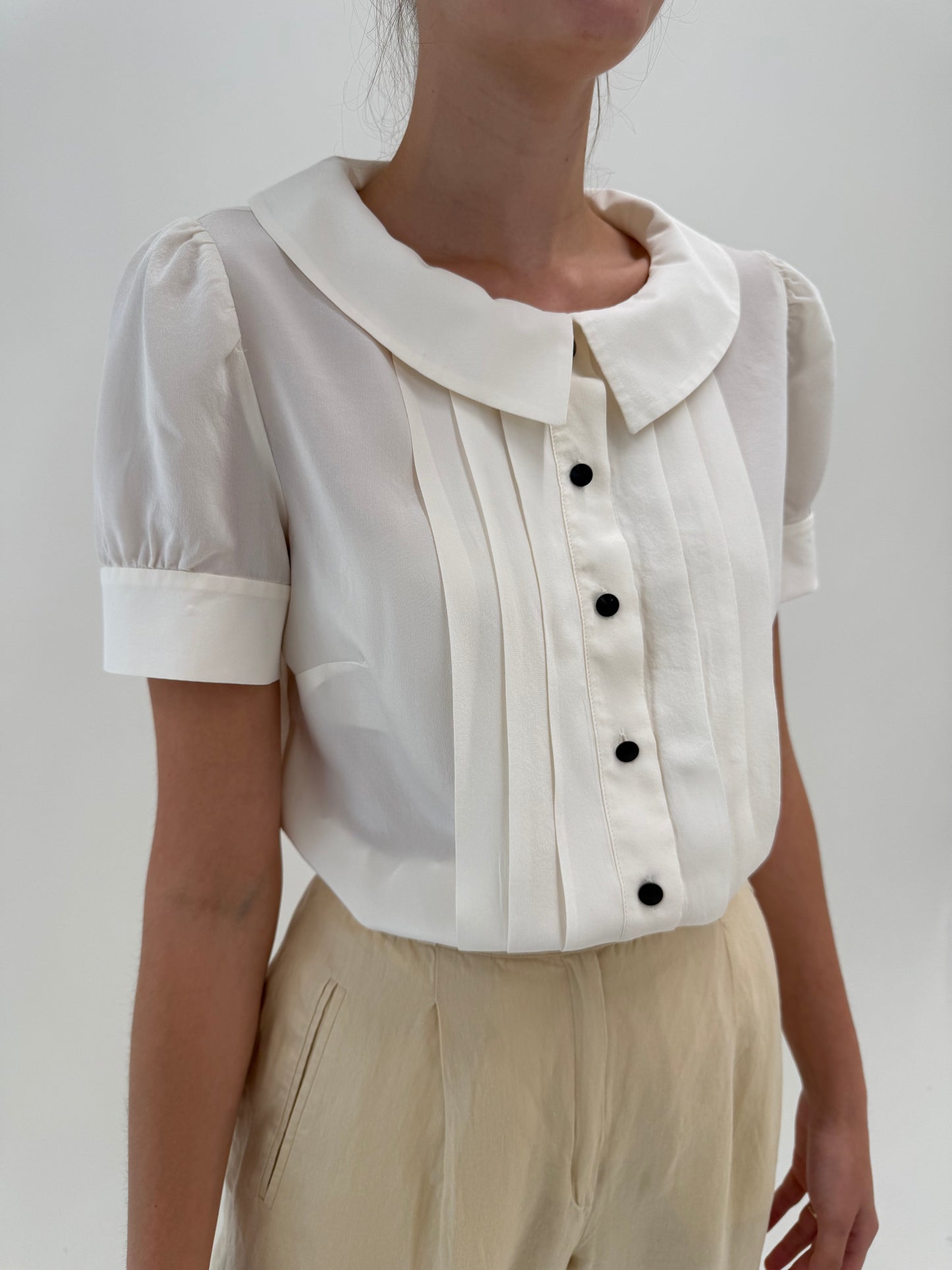 Camasa luxury Luisa Spagnoli din mătase natuala butter white în croi feminin