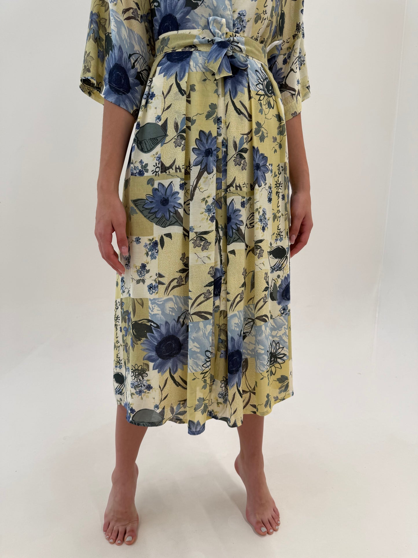 Set vintage super vaporos cu print floral în nuanțe de albastru