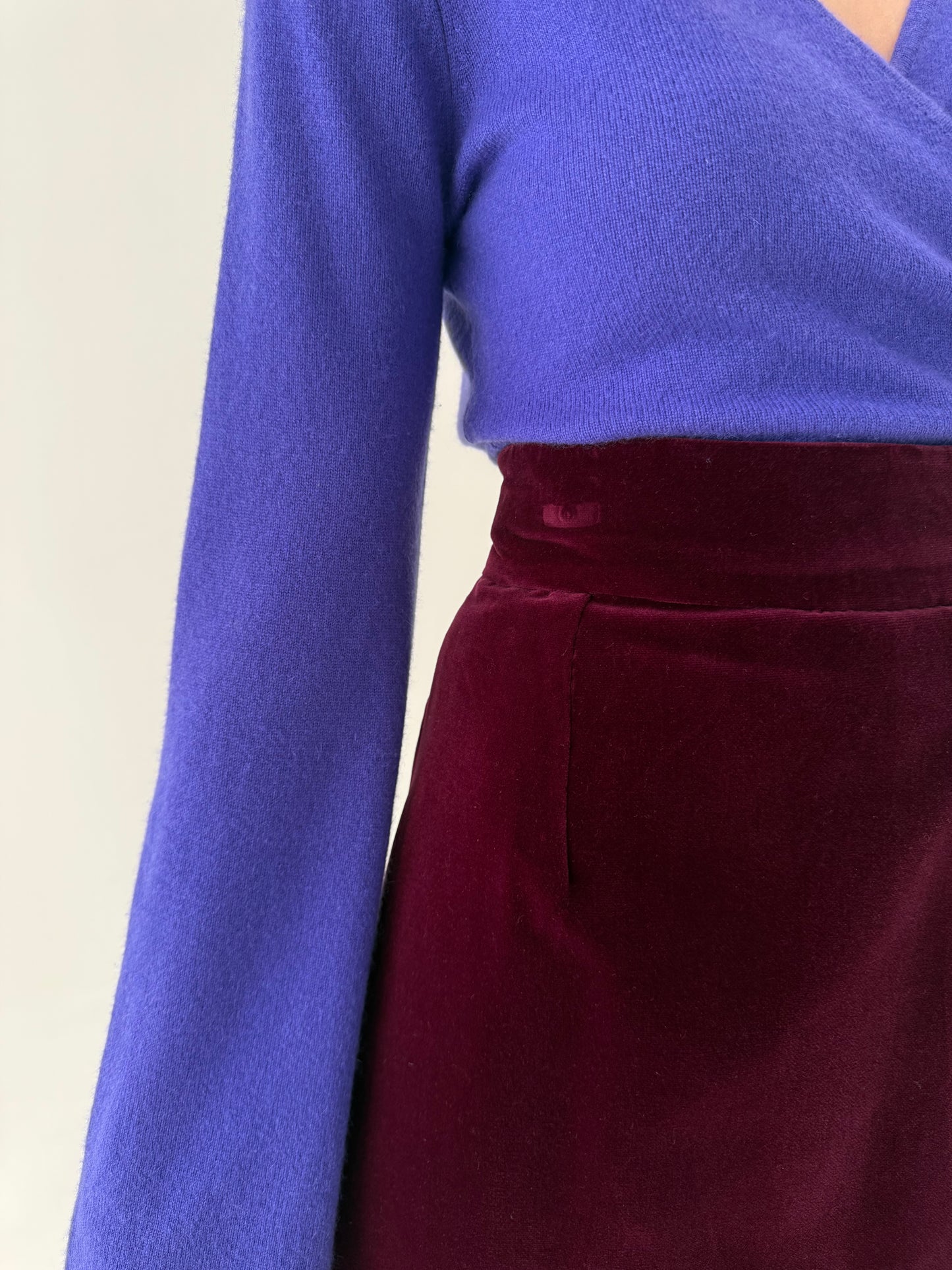 Fustă maxi burgundy din catifea cu talie ultra înaltă de la zi la seară