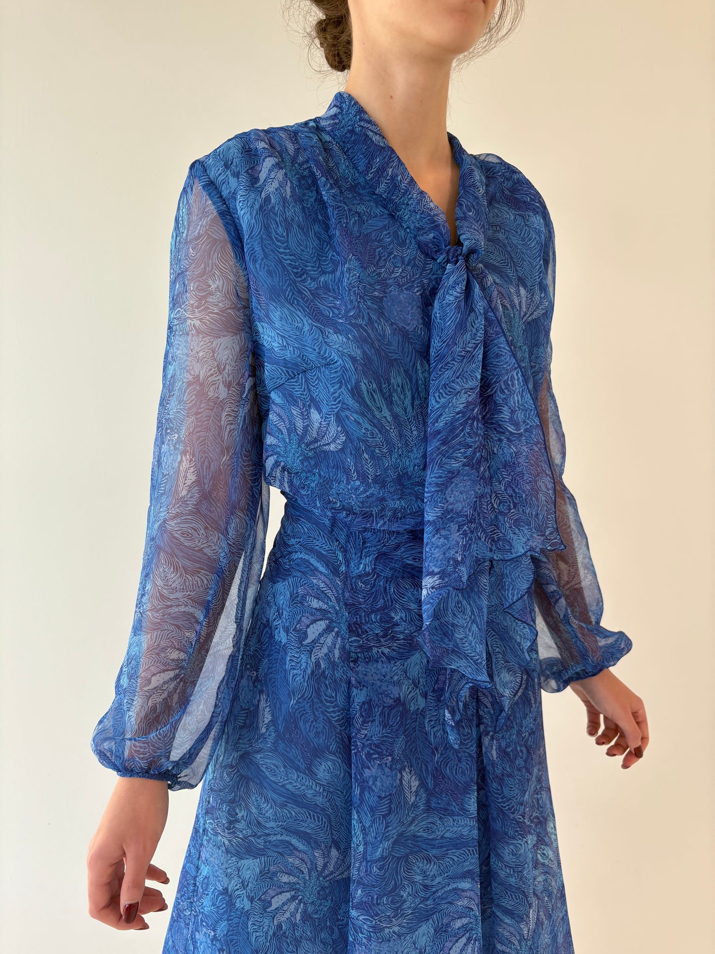 Rochie old vintage anii 70 tie neck în nuanțe superbe de albastru