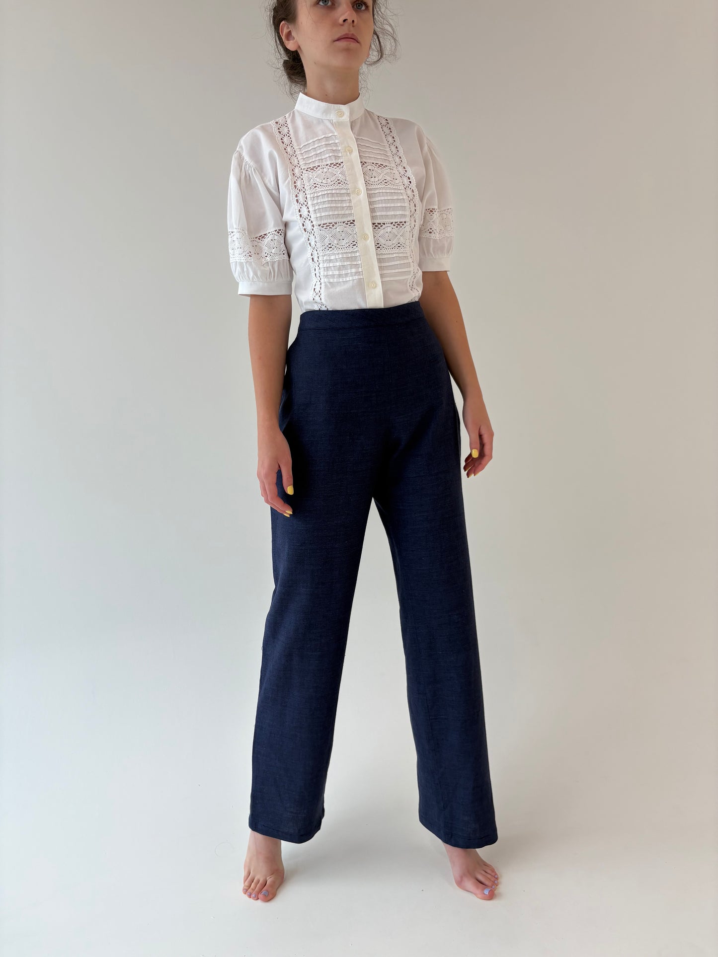 Costum tall jeans blue din pânză cu in în croi clasic