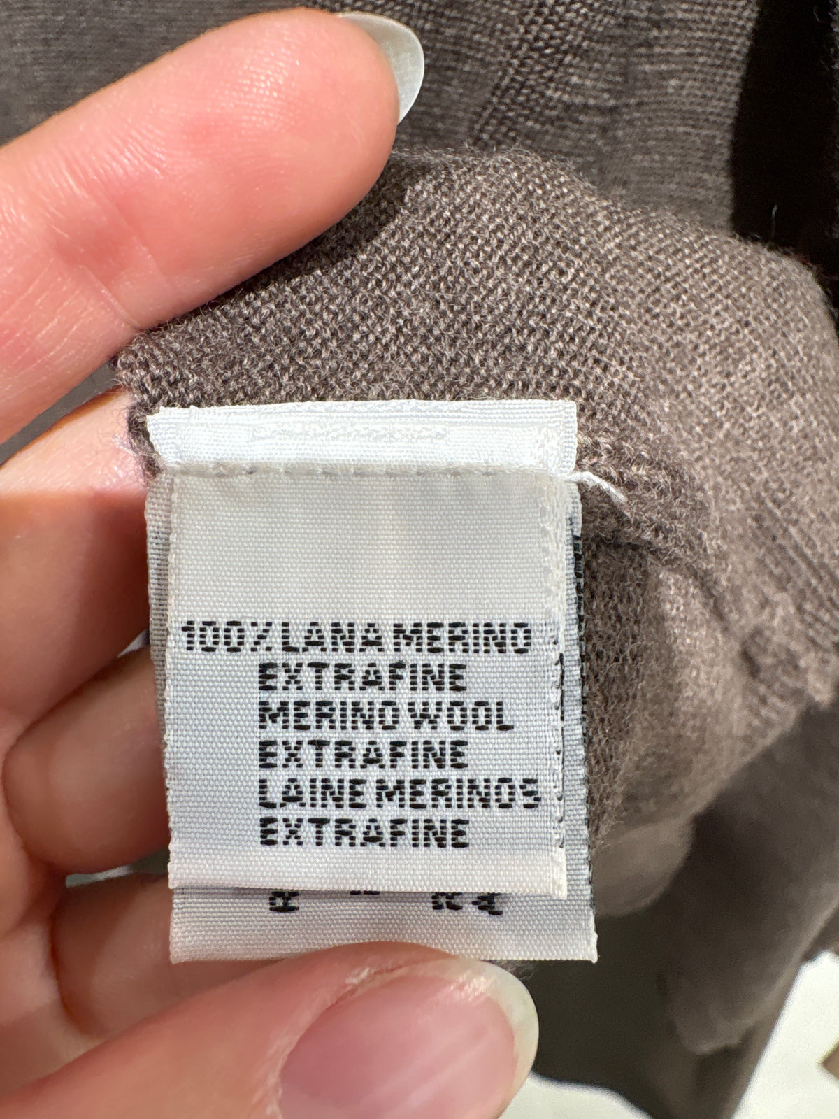 Pulover light taupe italian din lana merino extrafina crew neck