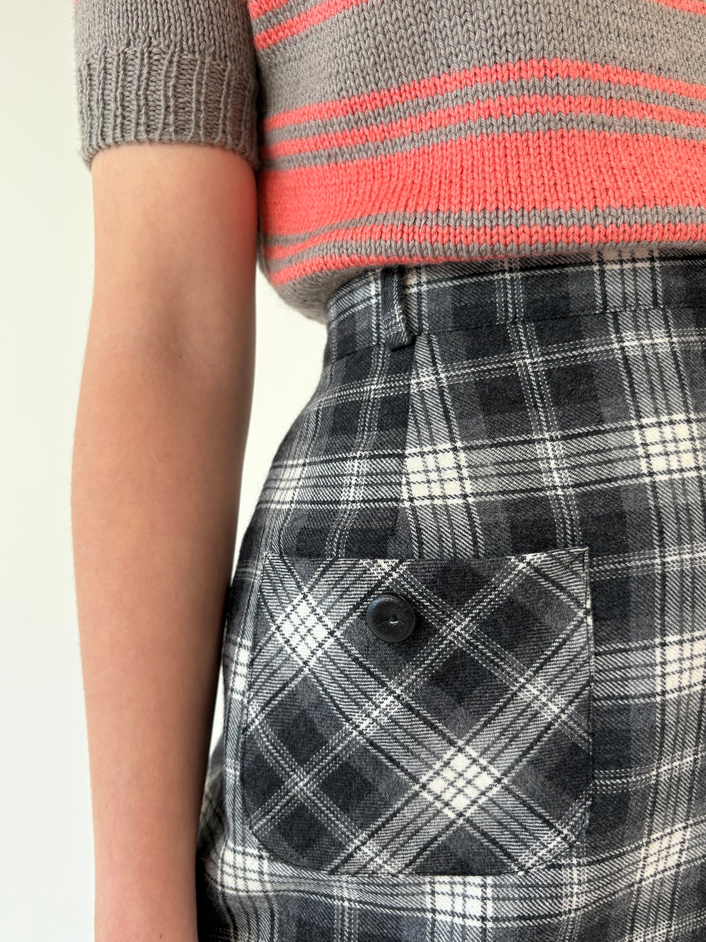 Fustă italiană din tweed de lana pura certificată cu talie ultra înaltă marcată