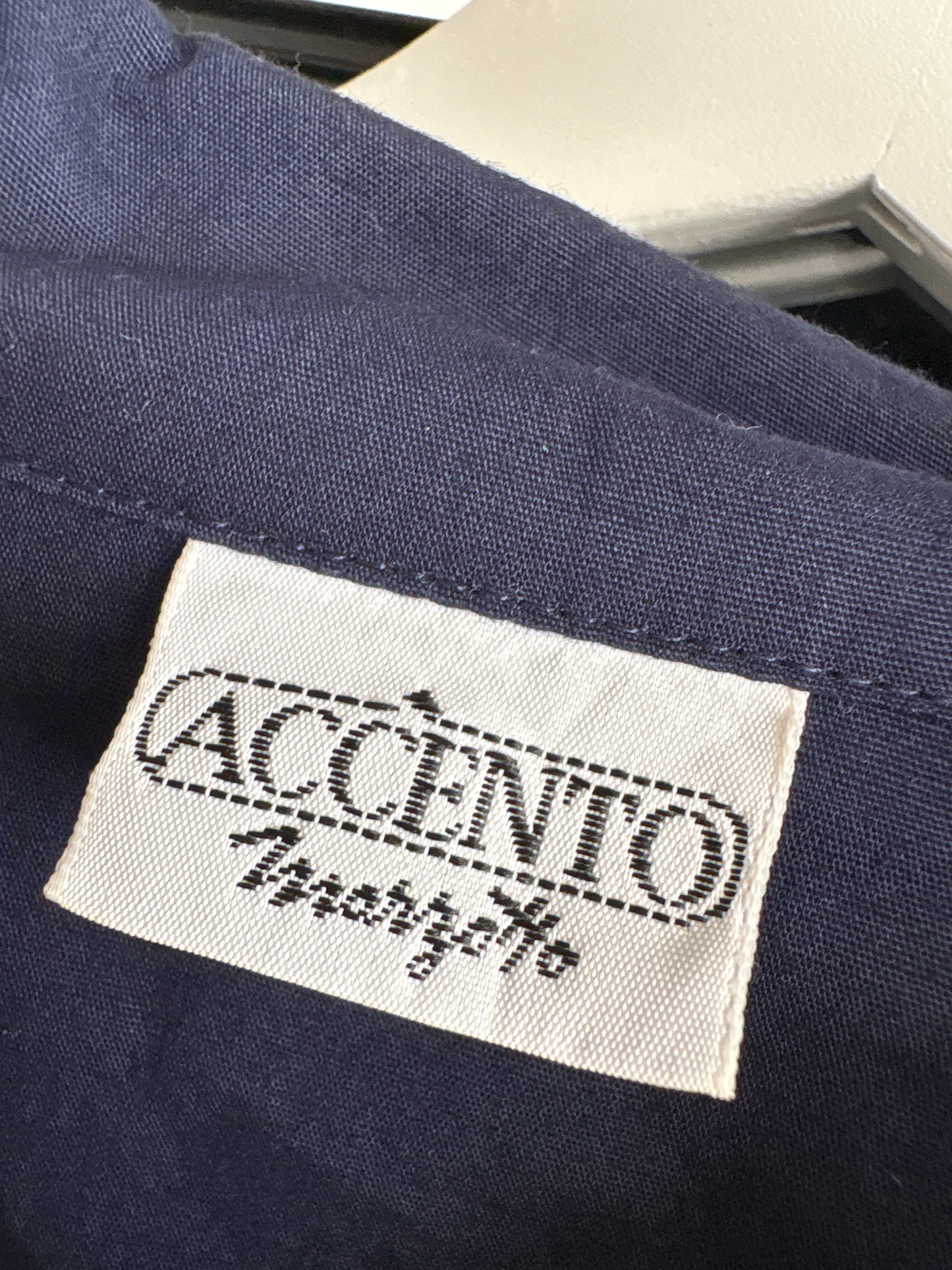 Rochie vintage excepțională italiană din canvas de bumbac cu nasturi aurii