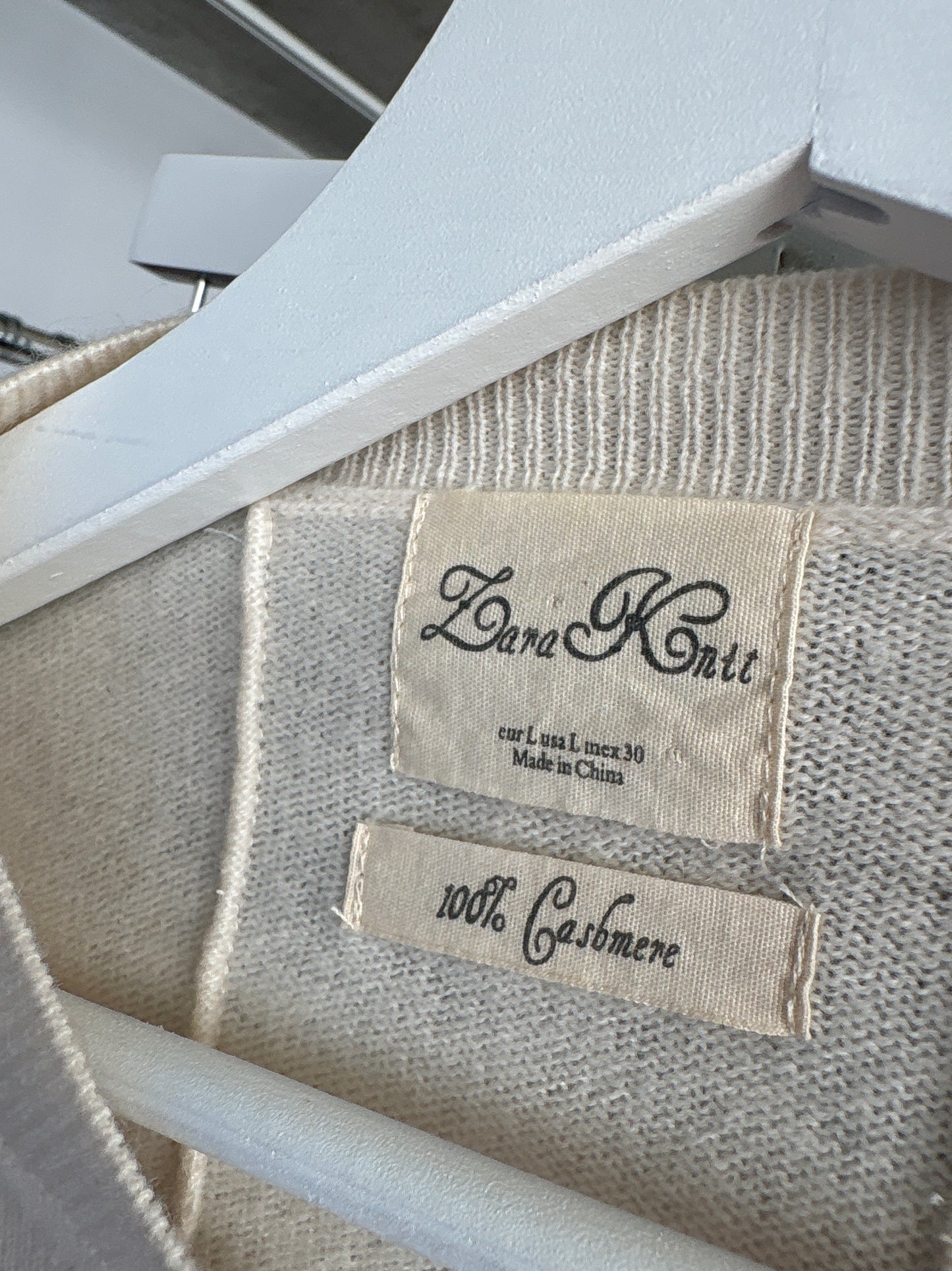 Cardigan ivoire din cașmir cu nasturi mother of pearl