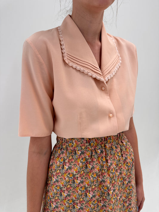 Cămașa vintage cambrata cu revere supradimensionate dusty Pink