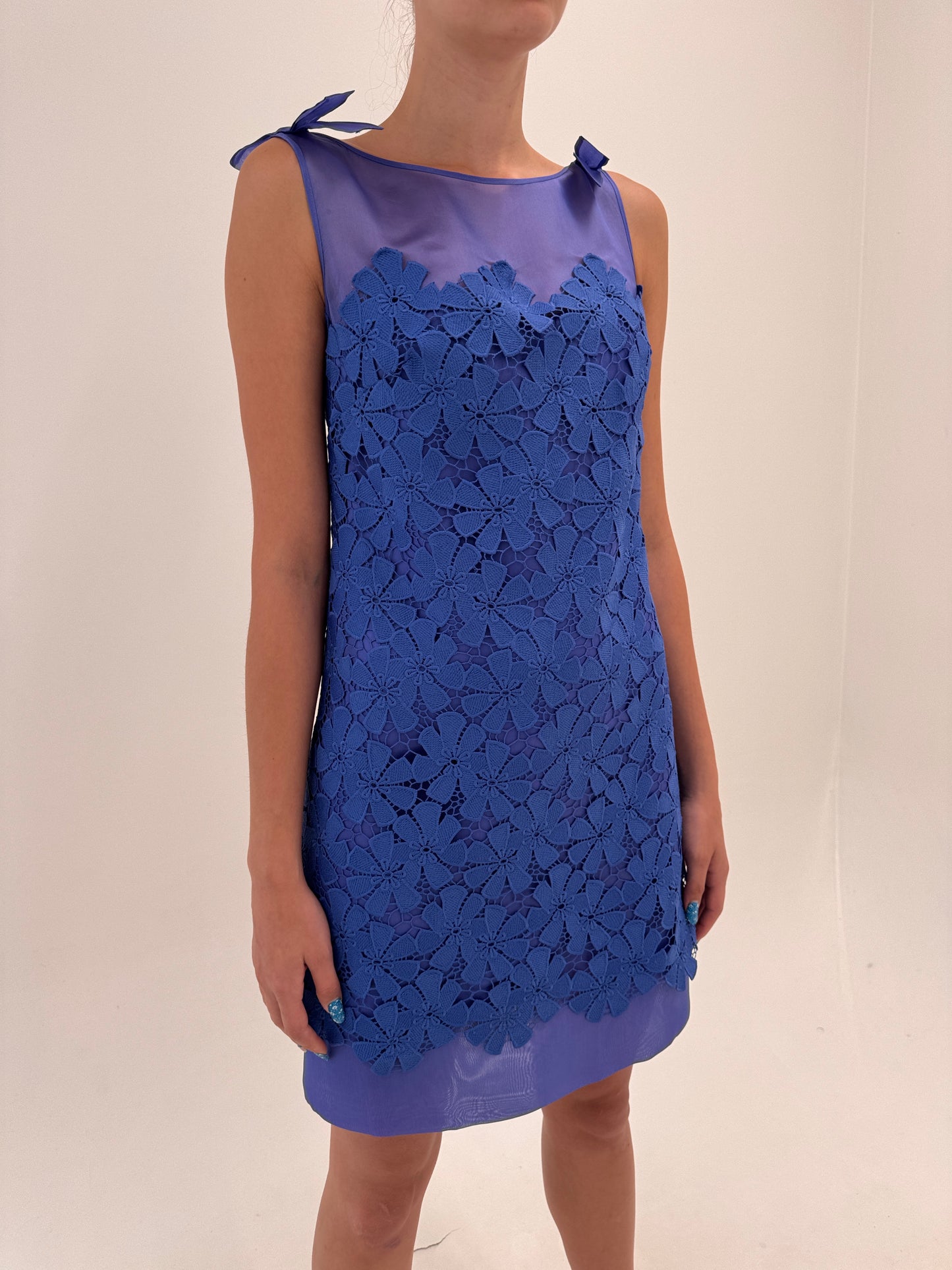 Rochie luxury Luisa Spagnoli pe bază de organza de mătase naturală cu dantelă macrame