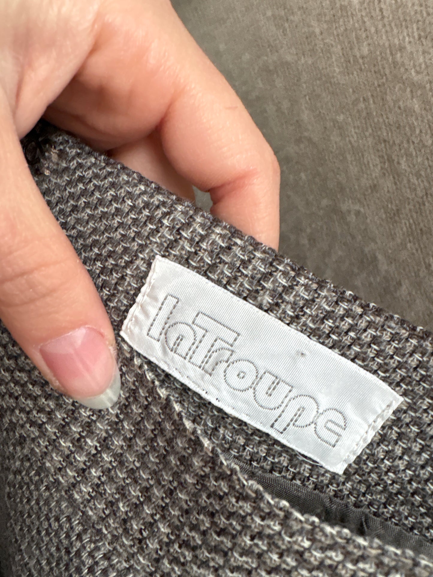 Fustă cu talie ultra înaltă din tweed superb de lana extrafina în nuanțe neutre