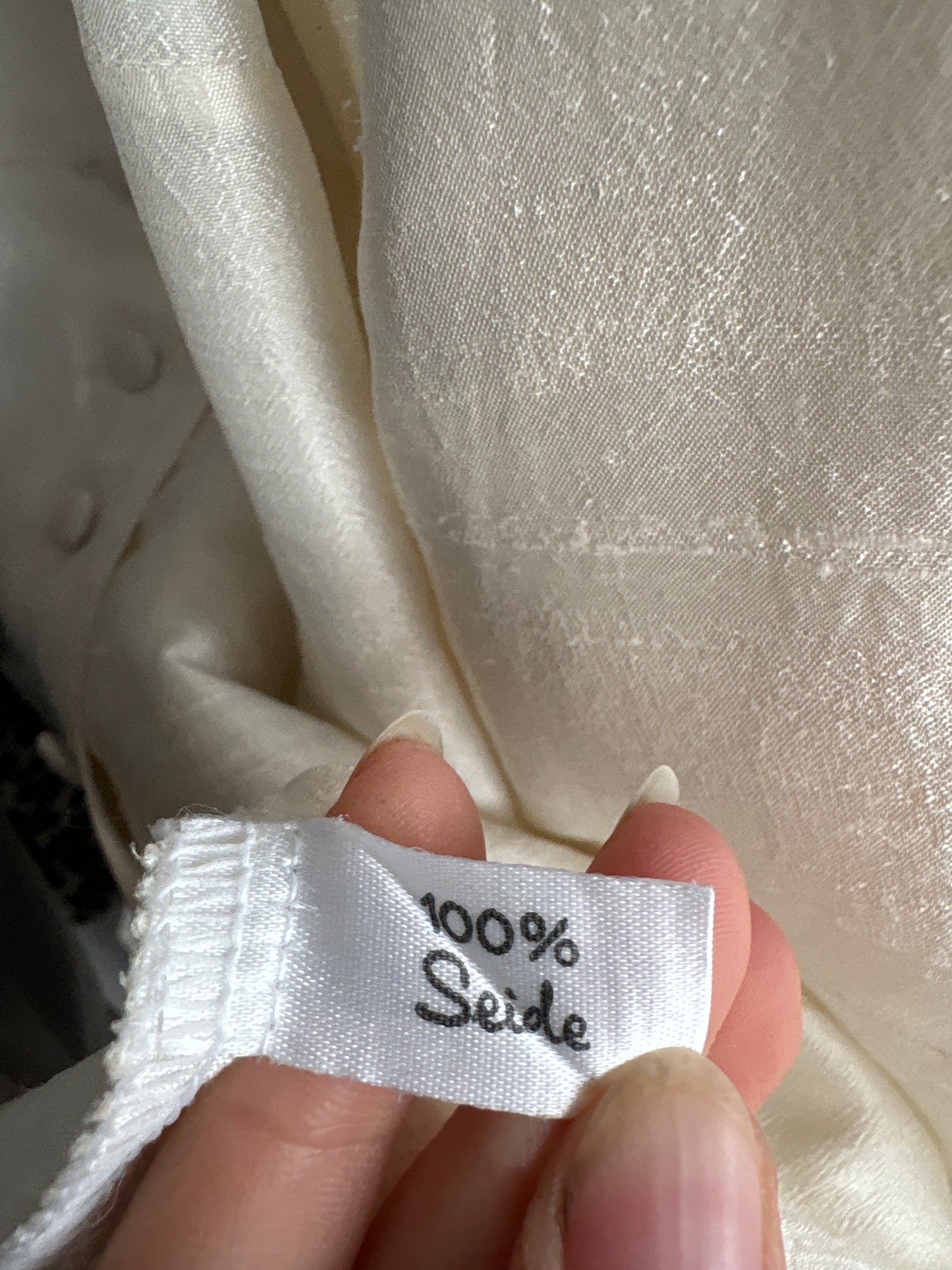 Cămașa butter white din mătase naturală dupioni ușor perlata